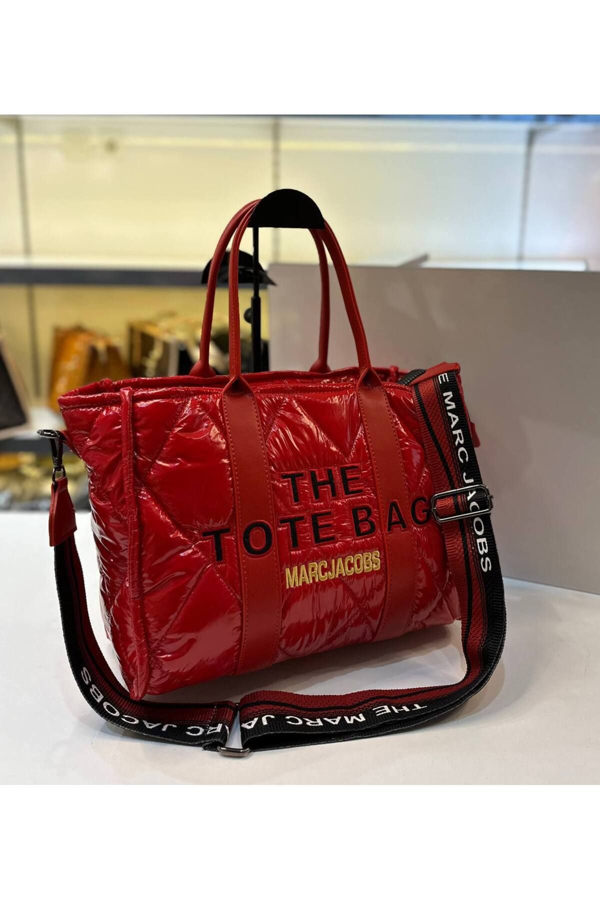 ELKA THE TOTE PARLAK OMUZ ÇANTASI