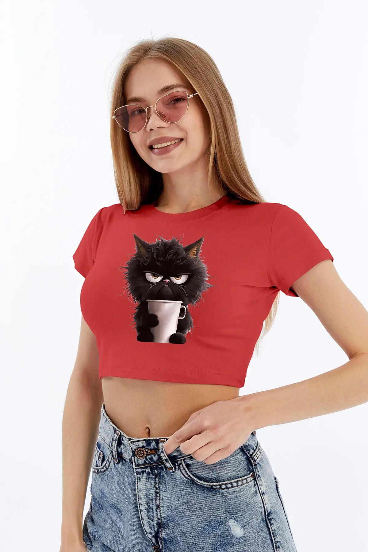 MYFORA Kızgın Kedi Baskılı Crop Kadın Tişört | %100 Viskon
