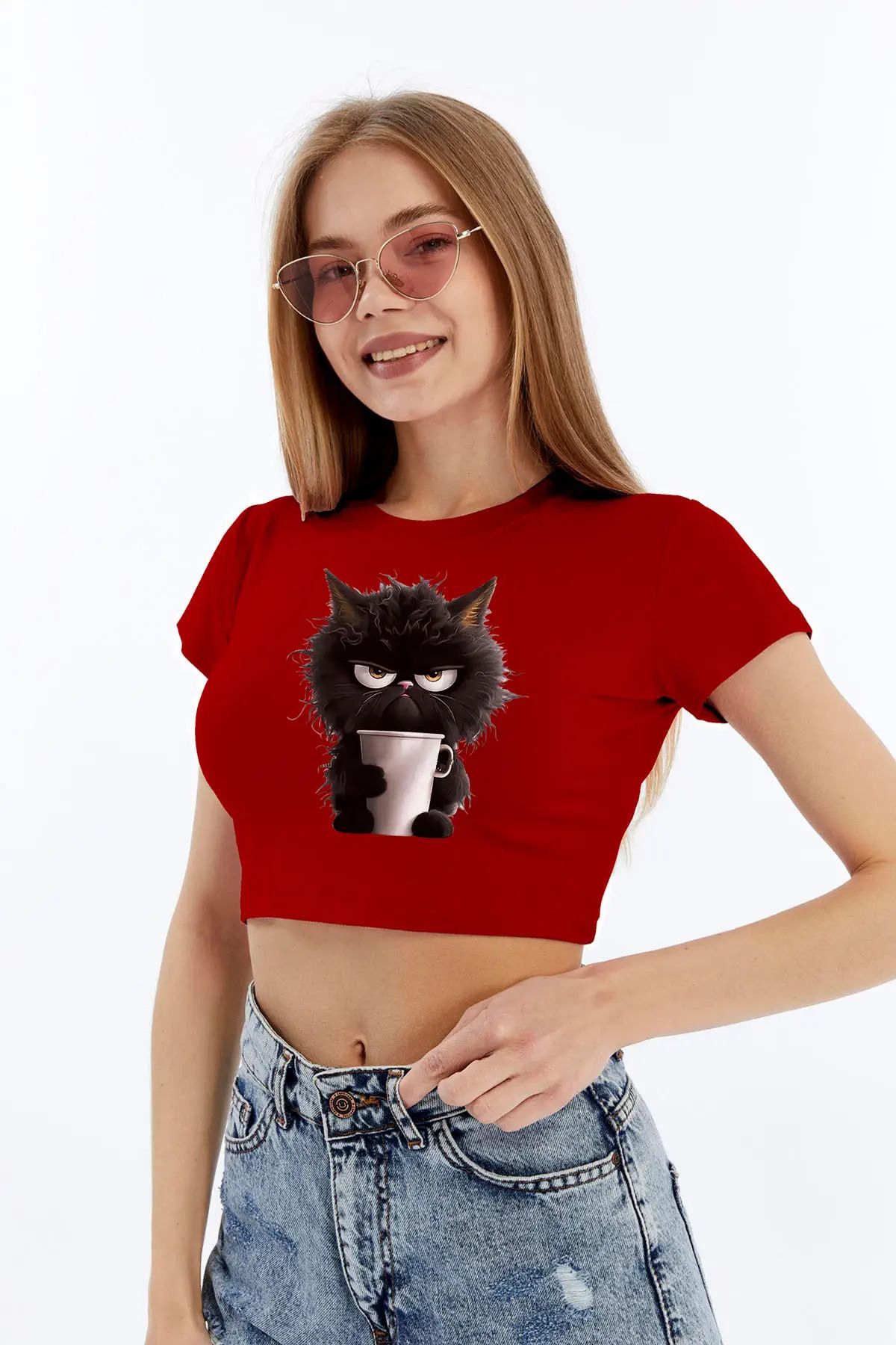 MYFORA Kızgın Kedi Baskılı Crop Kadın Tişört | %100 Viskon