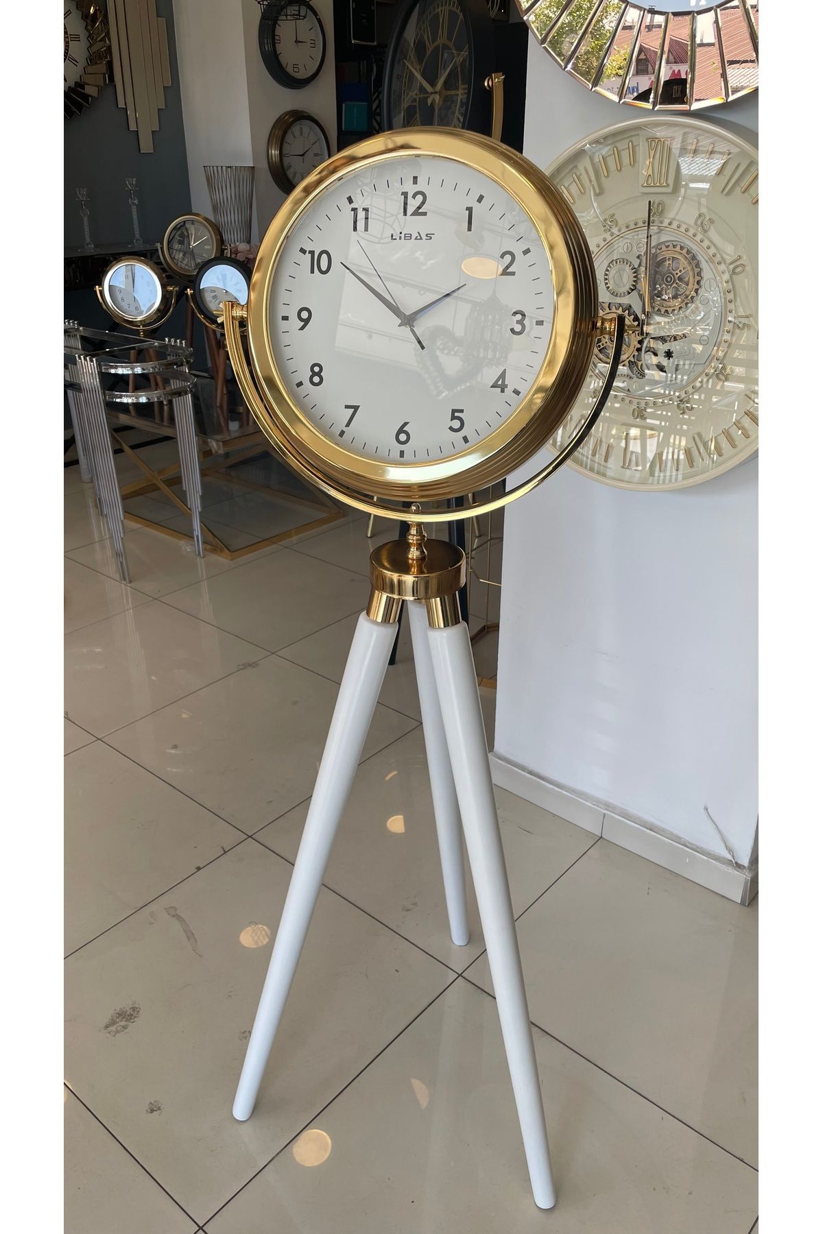Libas Metal Tripod Saat Ahşap Ayak