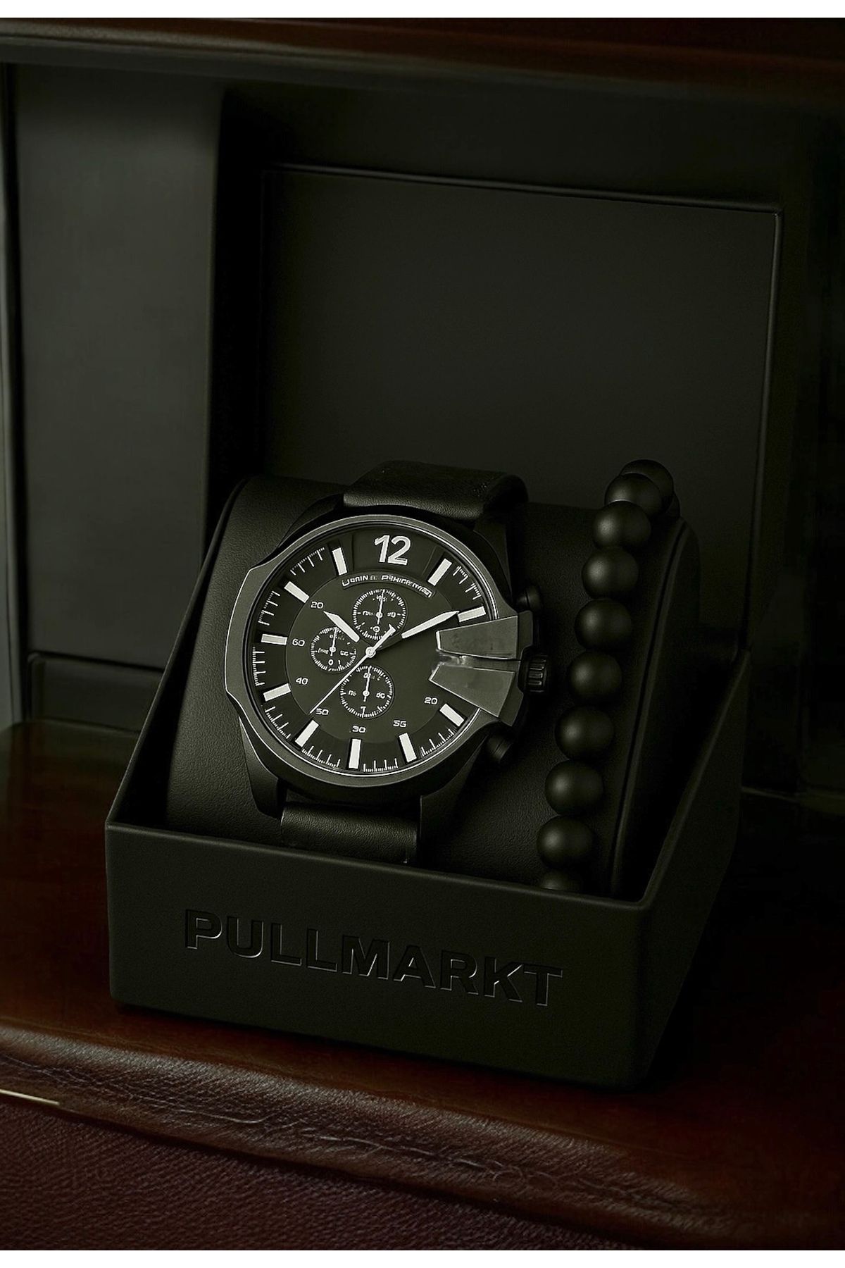 pullmarkt Bileklik + kol saati Seti