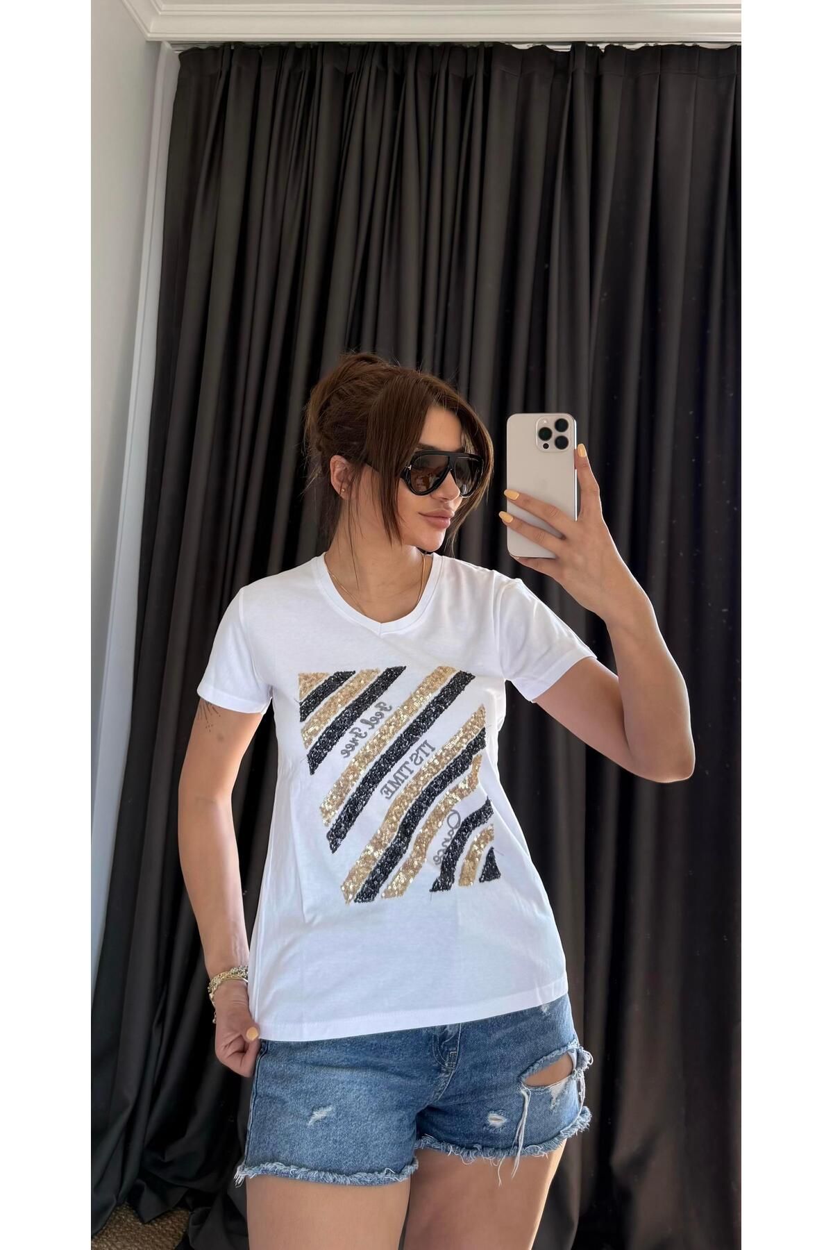 Daves Beyaz Yeni Sezon %100 Pamuk T-shirt İşlemeli