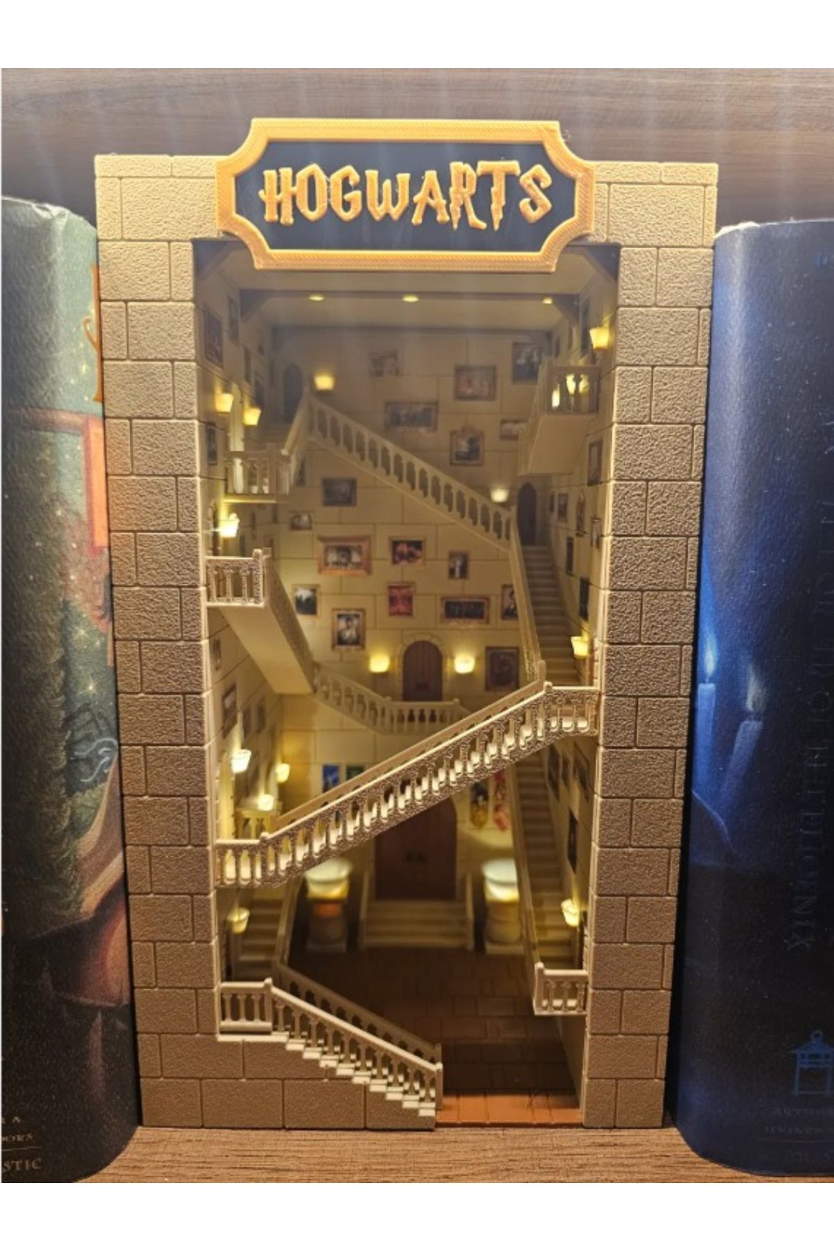 BC3DX Harry Potter Temalı LED Işıklı Kitap Arası Dekoru | Booknook, Kitaplık Süsü, Harry Potter