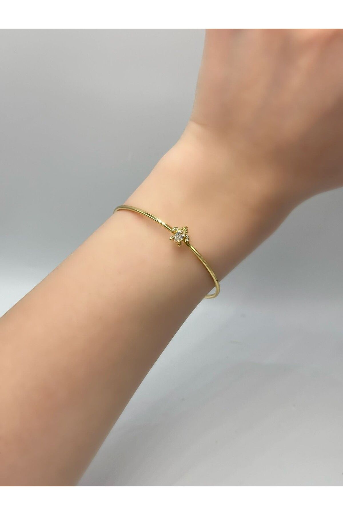 MyladyAccessoriess Tek Taş Detay Kaplumbağa Çelik Kelepçe