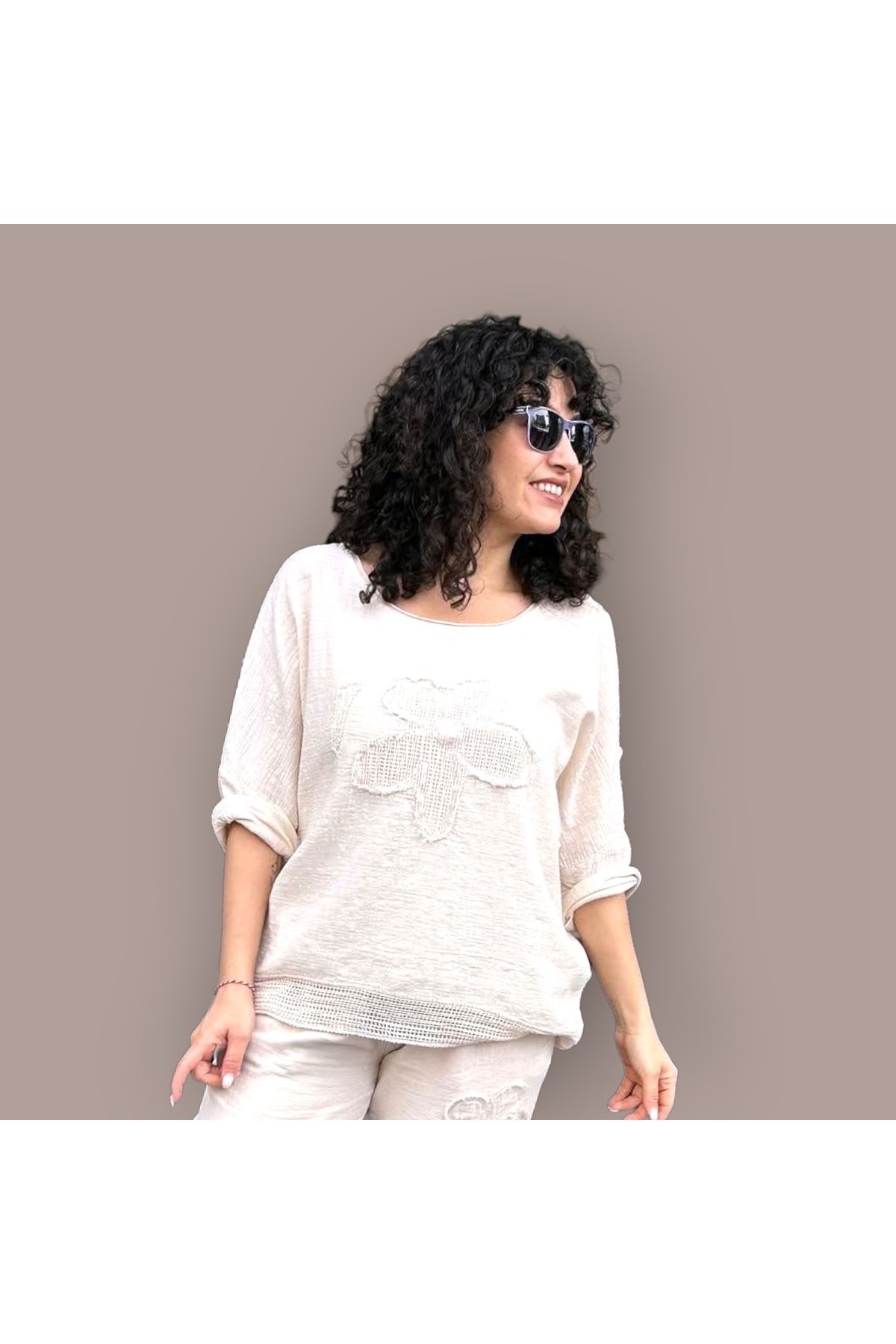 Rosidam Pullu Papatyalı Bluz