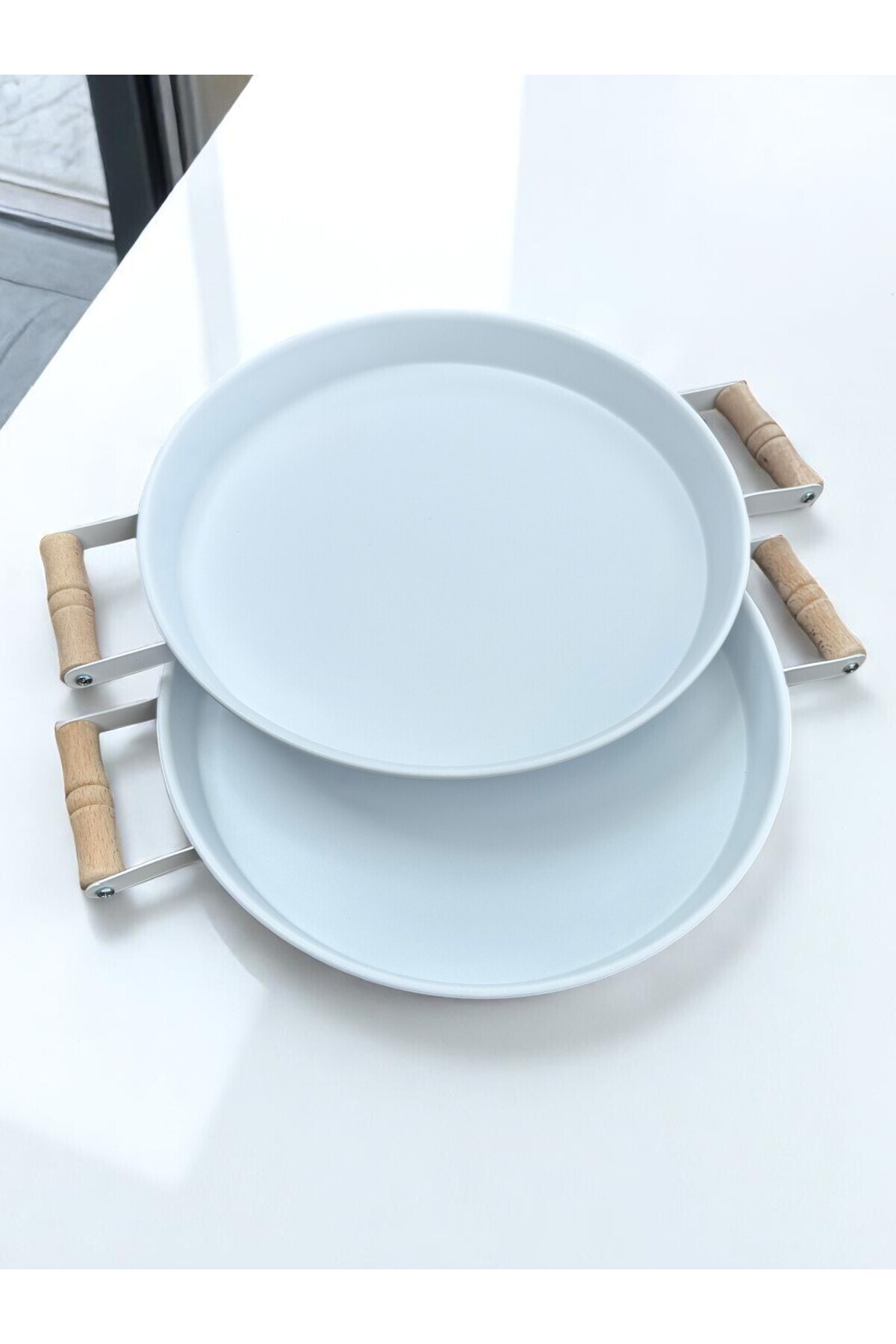 hemlife-Set of 2 (30/30 cm) Metal Tray with Wooden Handle Tea Tray Coffee Tray Presentation Tray Set 7