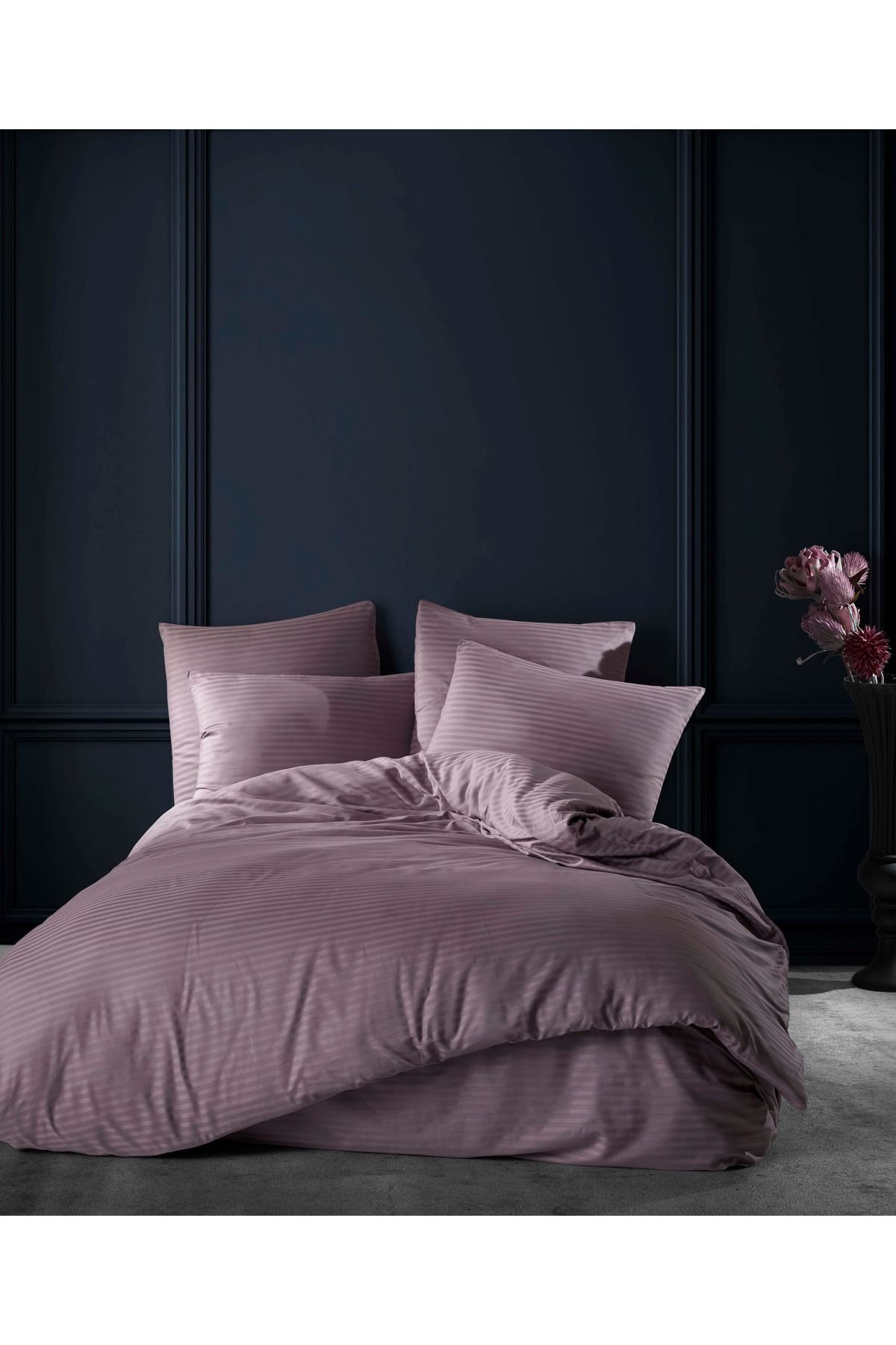 Karden Flower Pure Silk Pamuklu Saten Çift Kişilik Mürdüm Nevresim Takımı Listikli Çarşaflı
