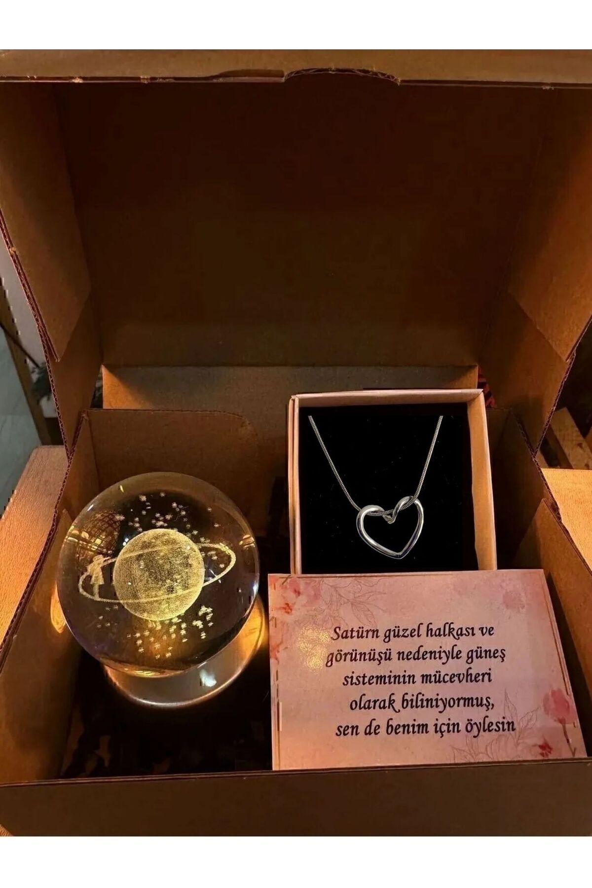 Perry Accesories kararmaz çelik düğüm kalp kolye ve 3d satürn kız şıklı kar küresi hediye seti sevgiliye hediyelik