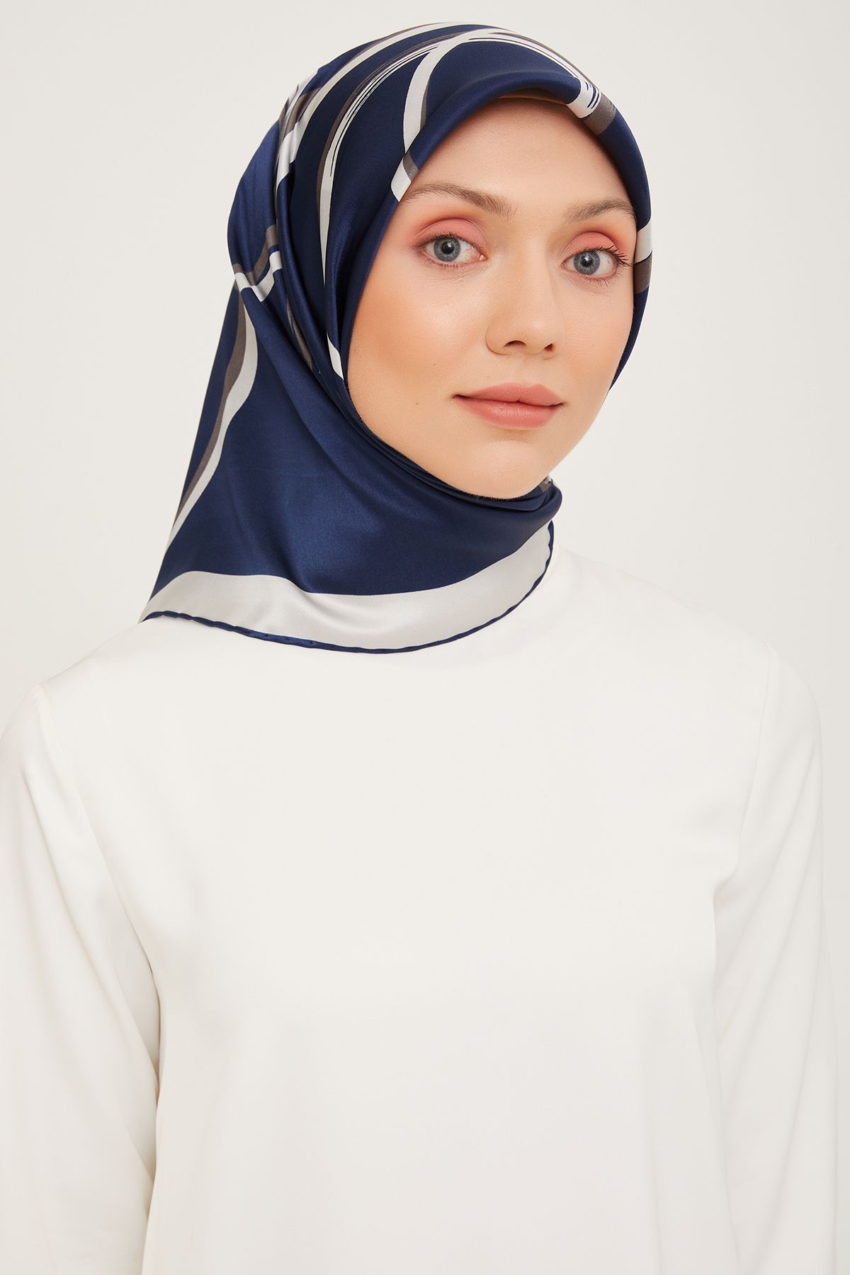 Armine ARMİNE İPEK EŞARP 9059D (SURA) (NOSTALJİ)-04