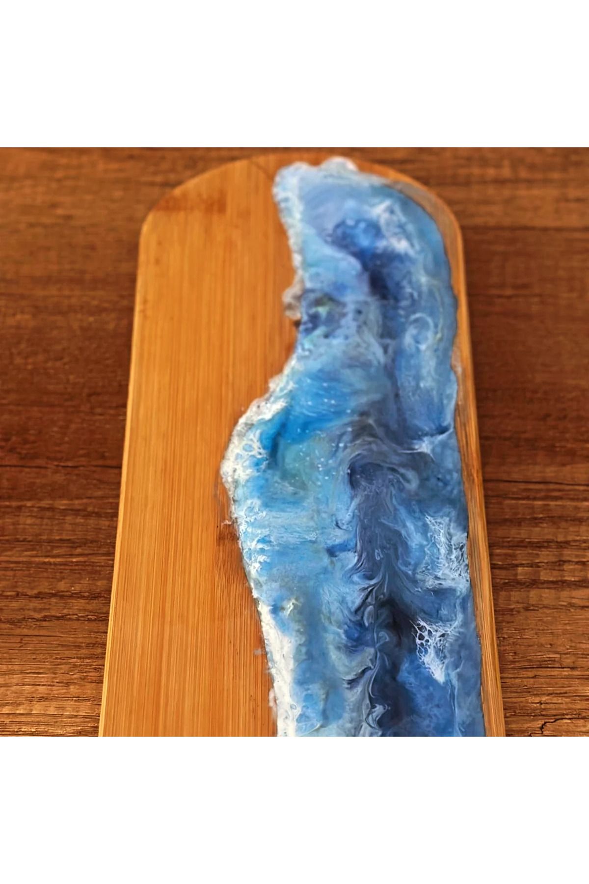 Eduart Design Sunum tepsisi epoksi ve bambu deniz temalı