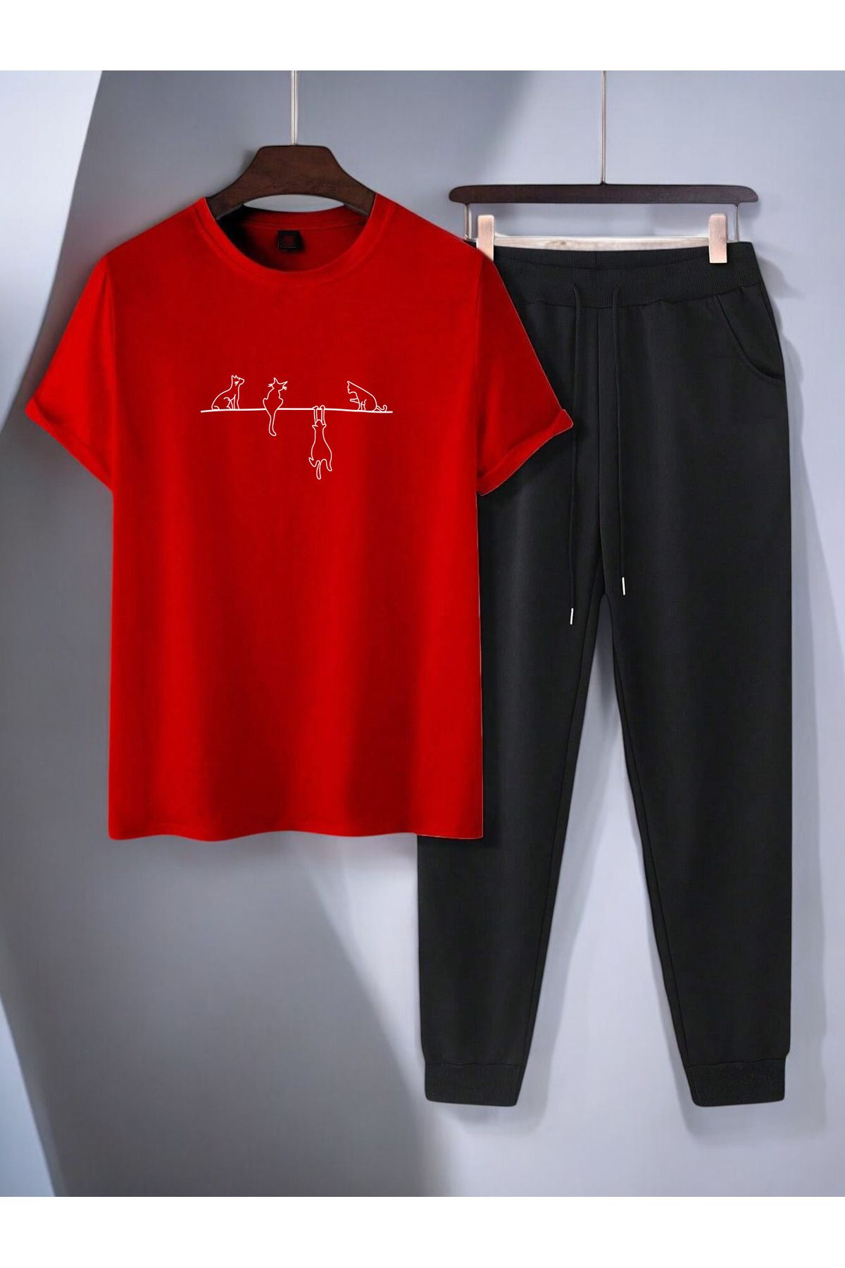 uyguntarz Unisex Yaramazlık Yapan Kediler Tasarım Basklı Tshirt Eşofman Takımı