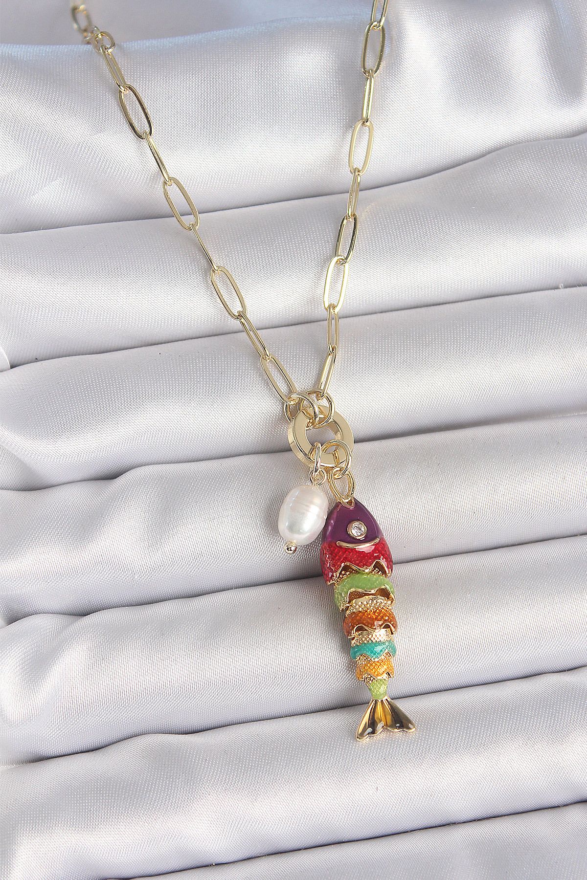 STİLLOVE İnci Detaylı Zirkon Taşlı Rainbow Balık Figürlü Gold Renk Pirinç Kolye SL11891