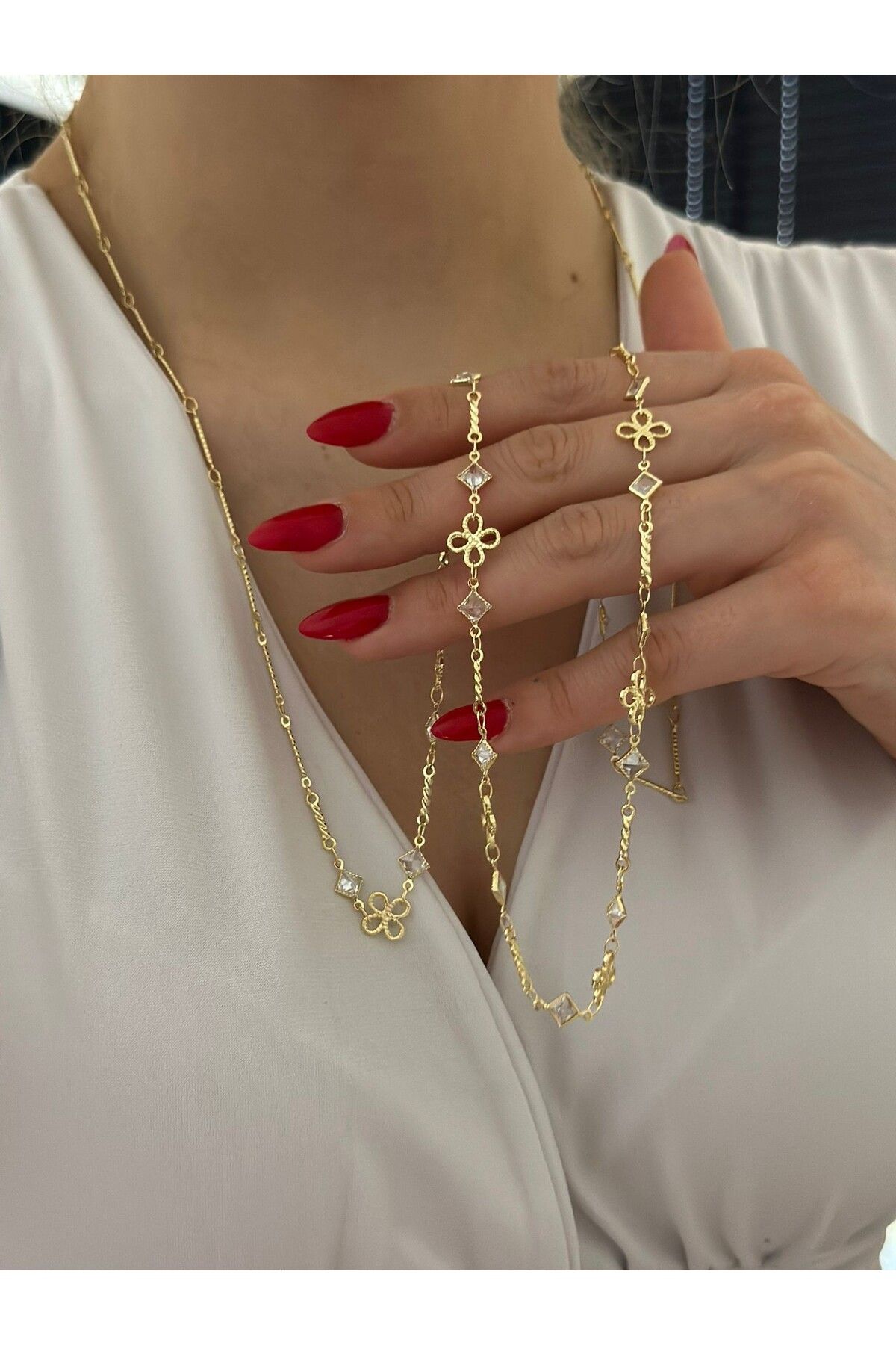 MyladyAccessoriess Yonca Detaylı Uzun Çelik Dolamalı Kolye