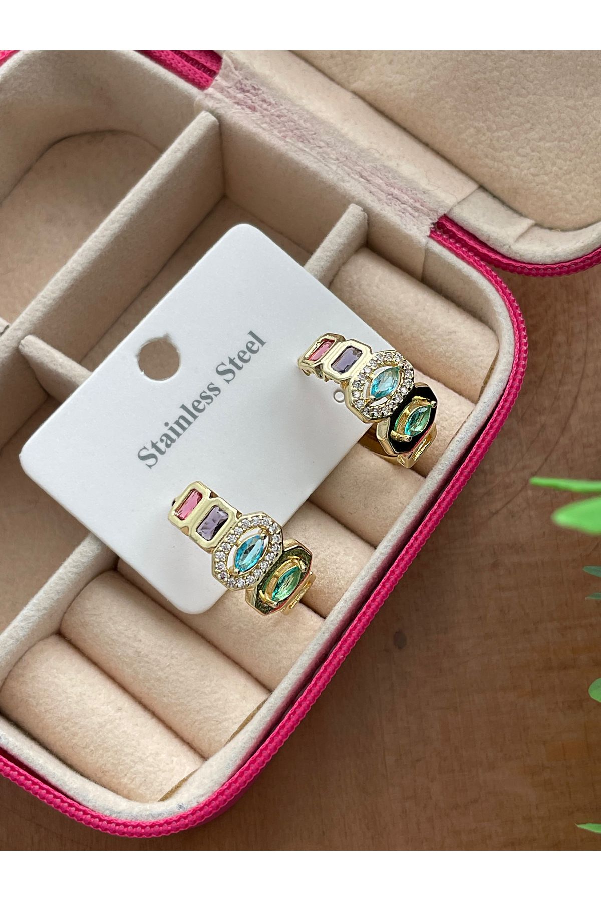 JELLY KADIN ÇELİK 14K GOLD RENK 7 ELEMENT ÇOK RENKLİ TAŞLI AURA MODEL VİP HALKA KÜPE
