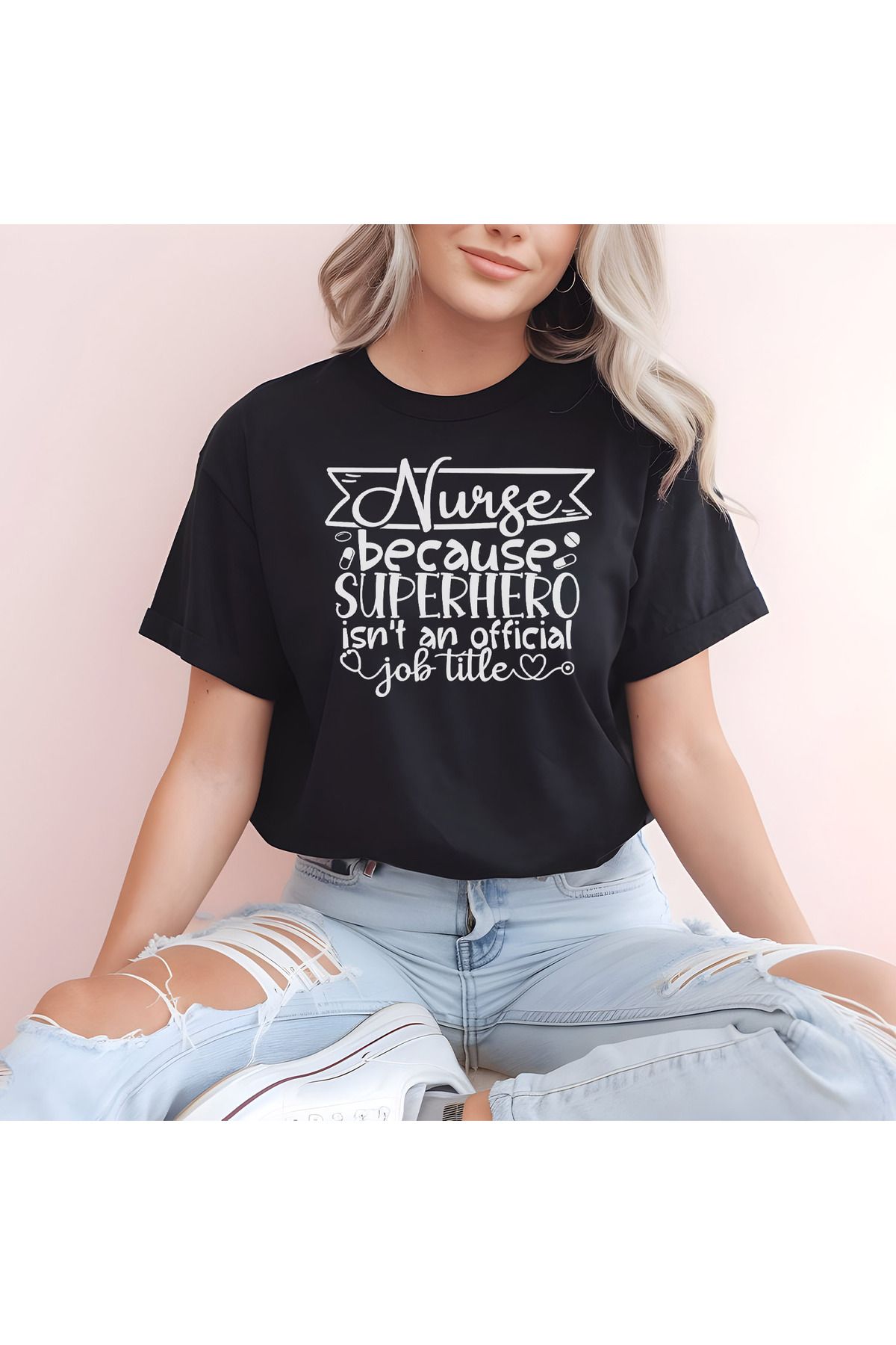 giftkonsept Nurse Because Superhero Hemşire Hediyelik %100 Pamuklu Regular Siyah Tişört