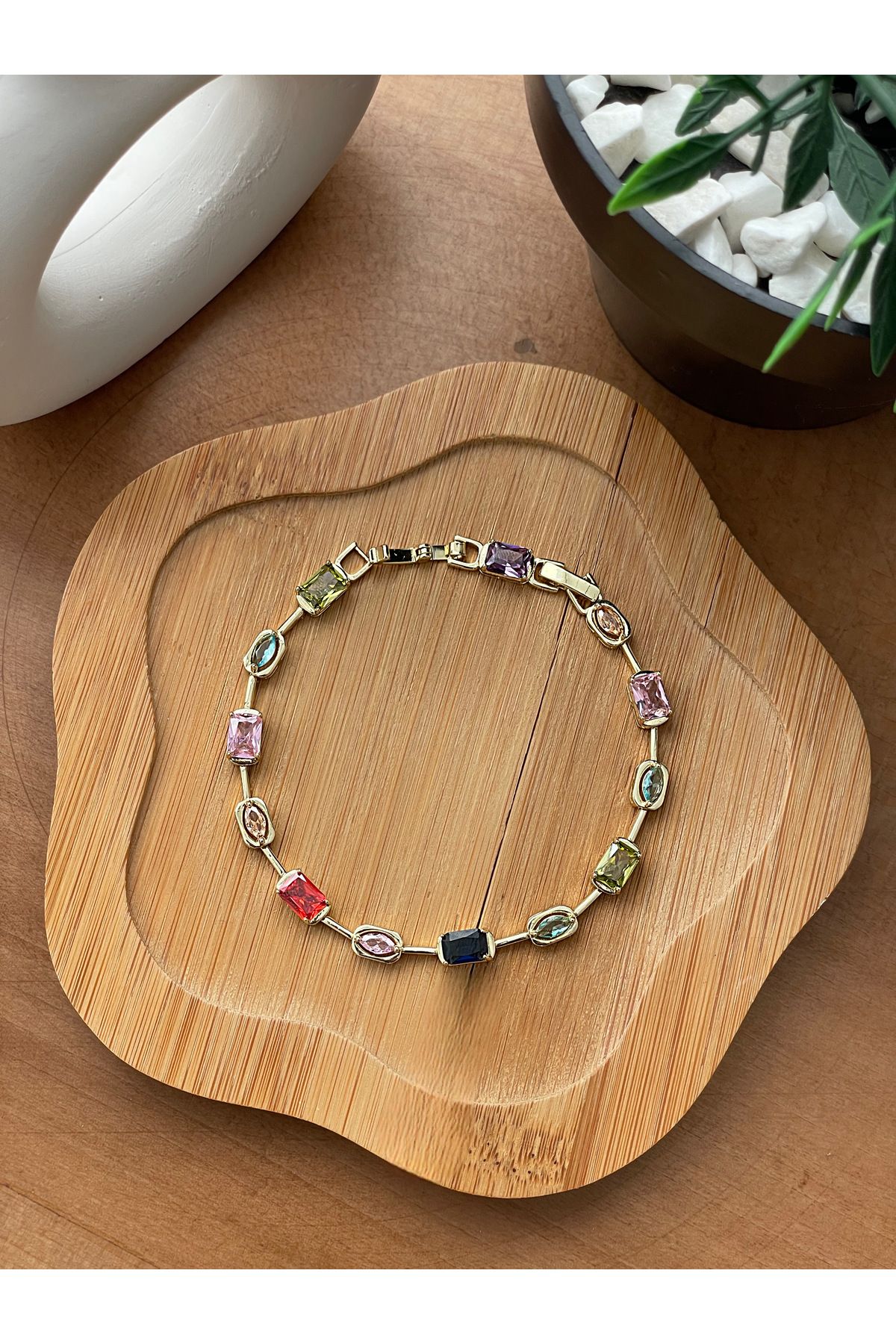 JELLY Kadın 14K Altın Renk Çok Renkli Zirkon Taşlı Sıralı 7 Element Aura Işıltılı Tasarım VİP Bileklik