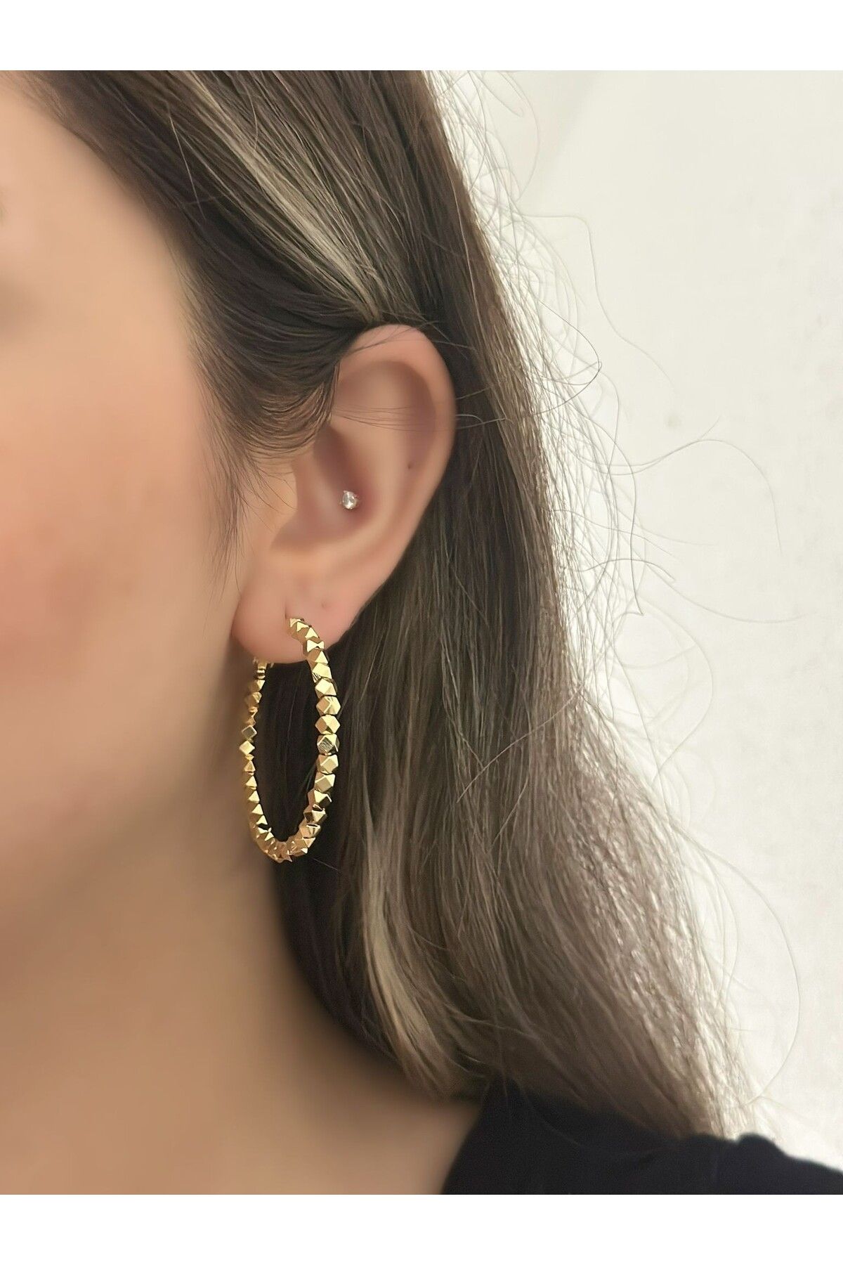 MyladyAccessoriess Küp Detaylı Orta Boy Çelik Halka Küpe
