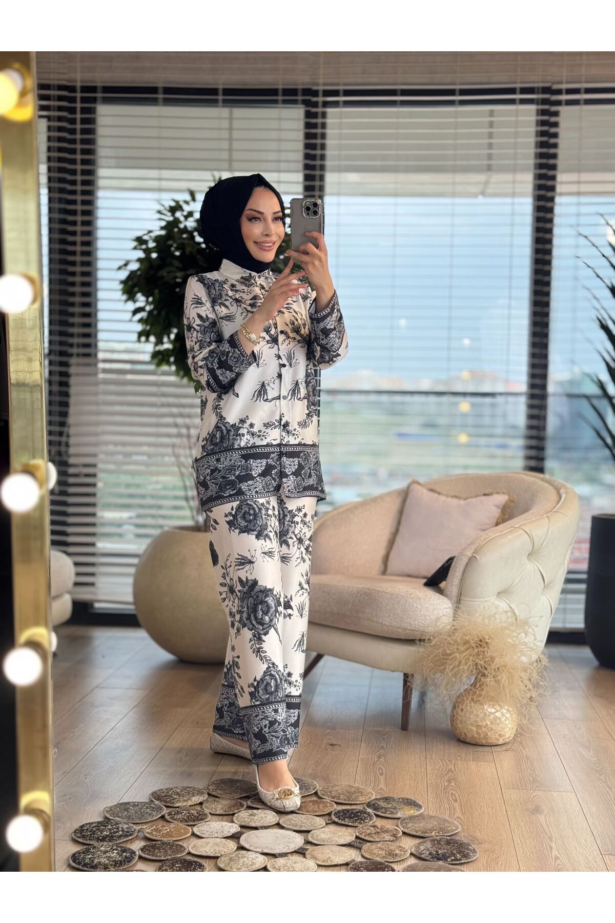 ALANURMODA Gül Desenli Takım