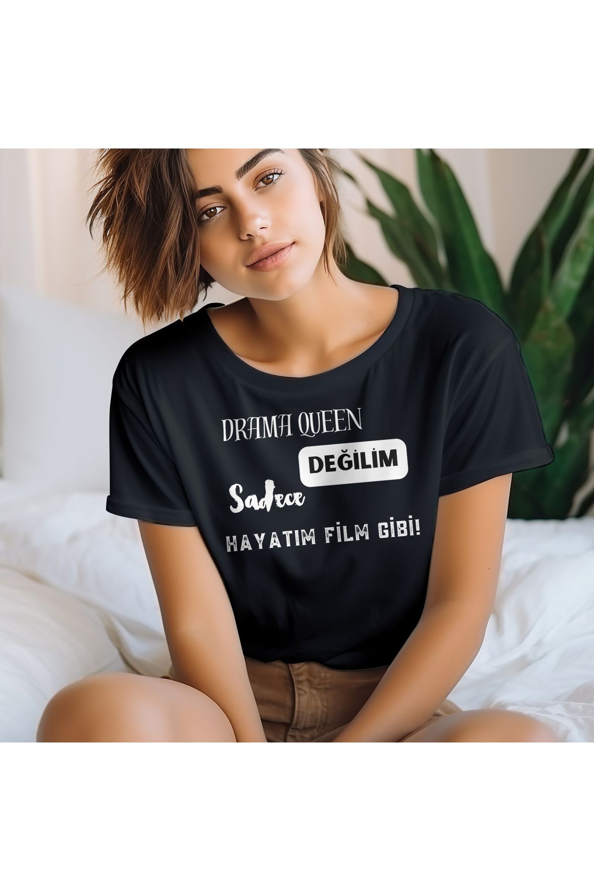 giftkonsept Drama Queen Değilim Hayatım Film Gibi Komik Hediyelik %100 Pamuklu Regular Siyah Tişört