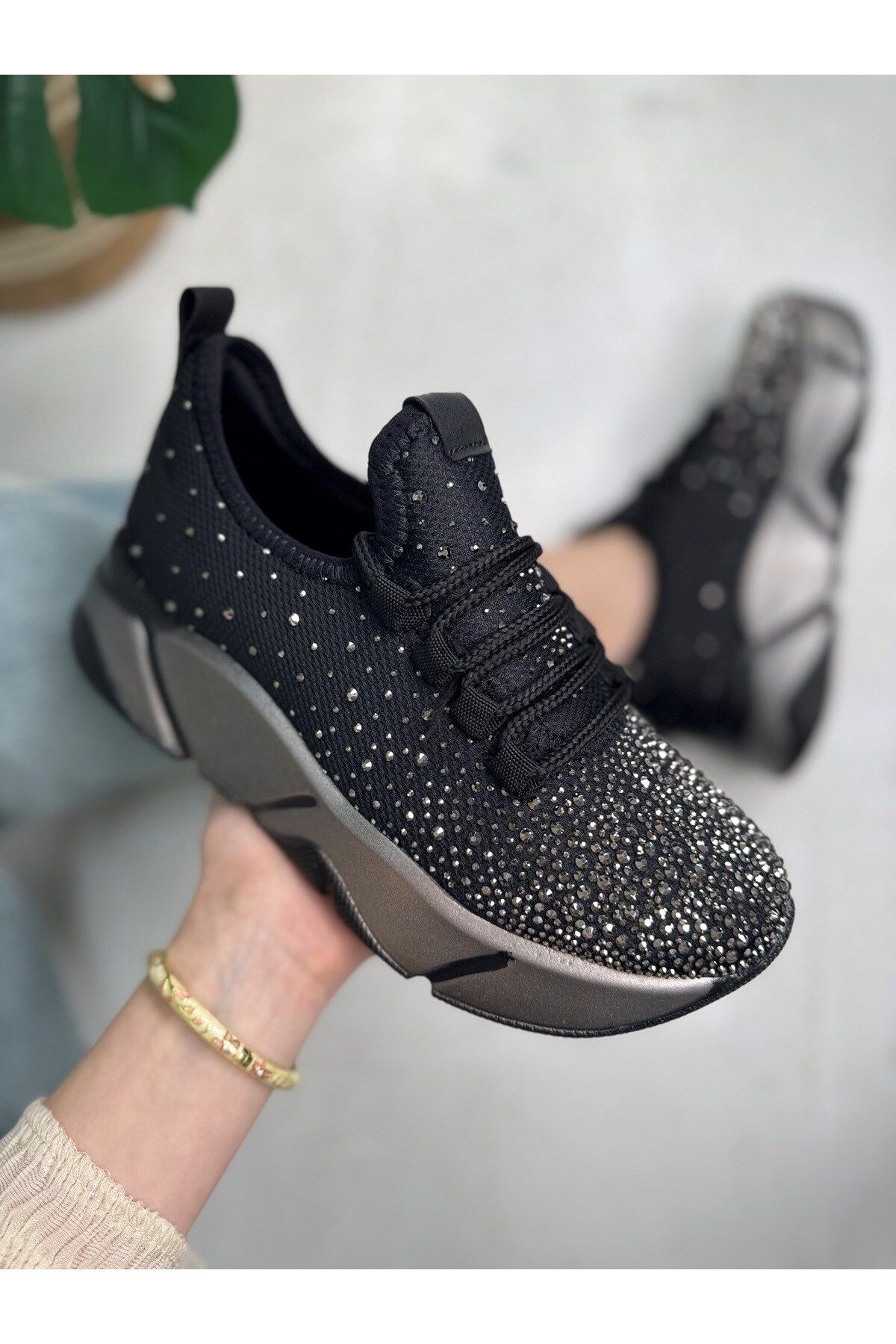 İmerShoes Günlük Kadın Spor Ayakkabı Taşlı Bağcıklı Hafif Kalın Yüksek Renkli Taban Yürüyüş Sneaker 403