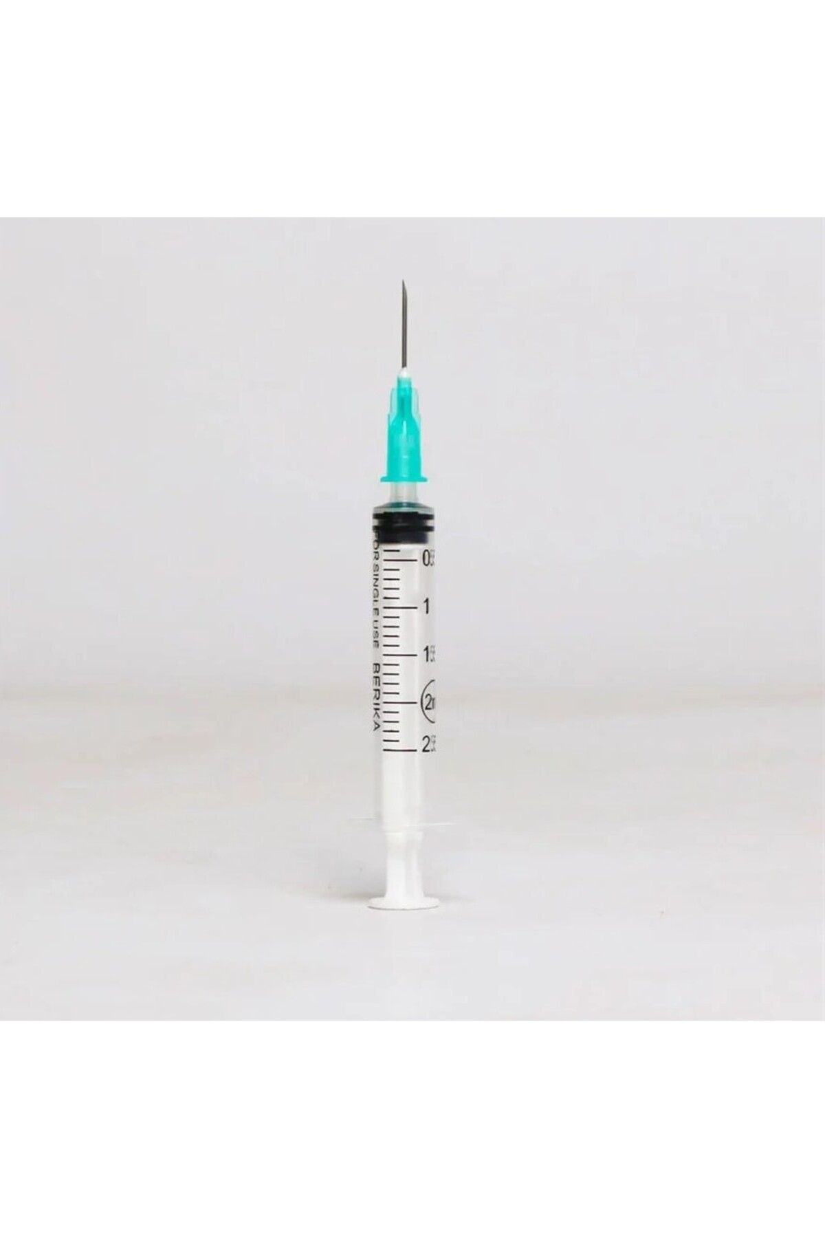 Berika 2 CC (2ML) YEŞİL KISA UÇLU STERİL ENJEKTÖR 21g X 16mm - 350'Li Adet Paket