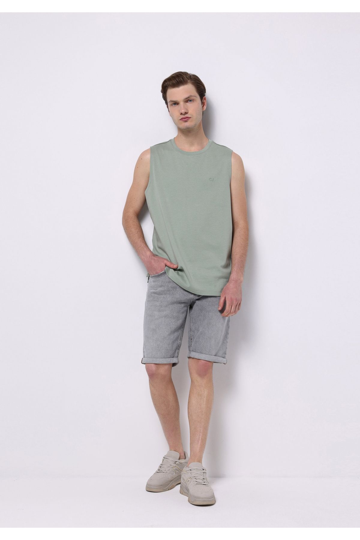Colin's-Regular Fit Men's Green Undershirt 3