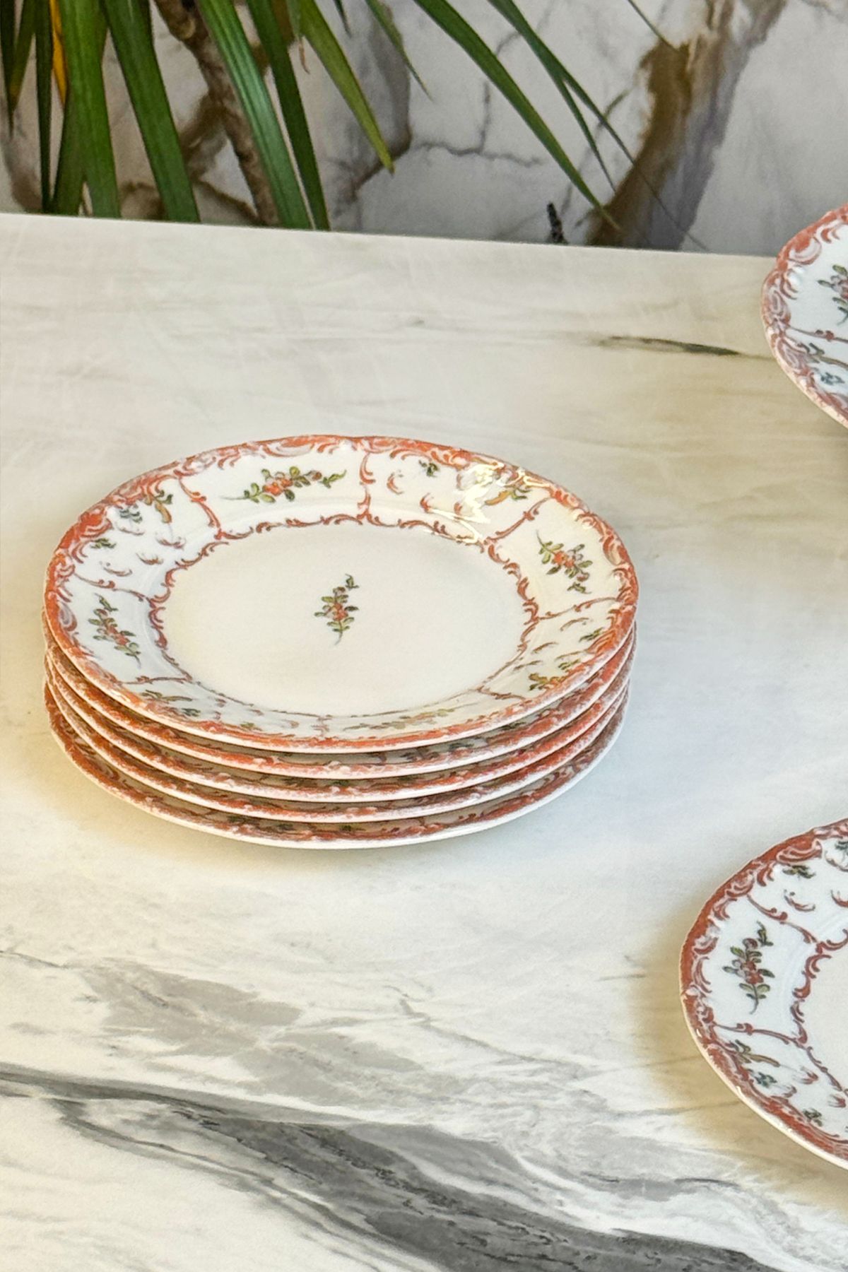 MAY HOME-7 Piece Porcelain Cake Presentation Set with Stand & Footed Cake Pie Cookie Serving Set 4