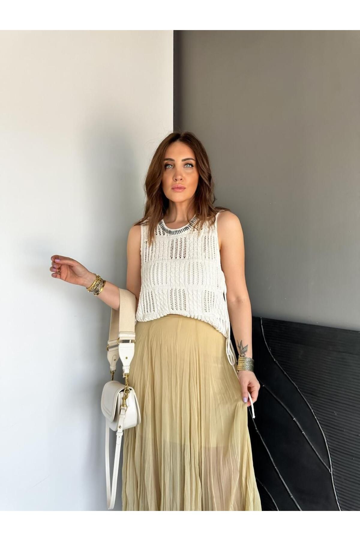 Zerrincan Giyim Krem İp Bağlamalı Saç Örgülü Triko