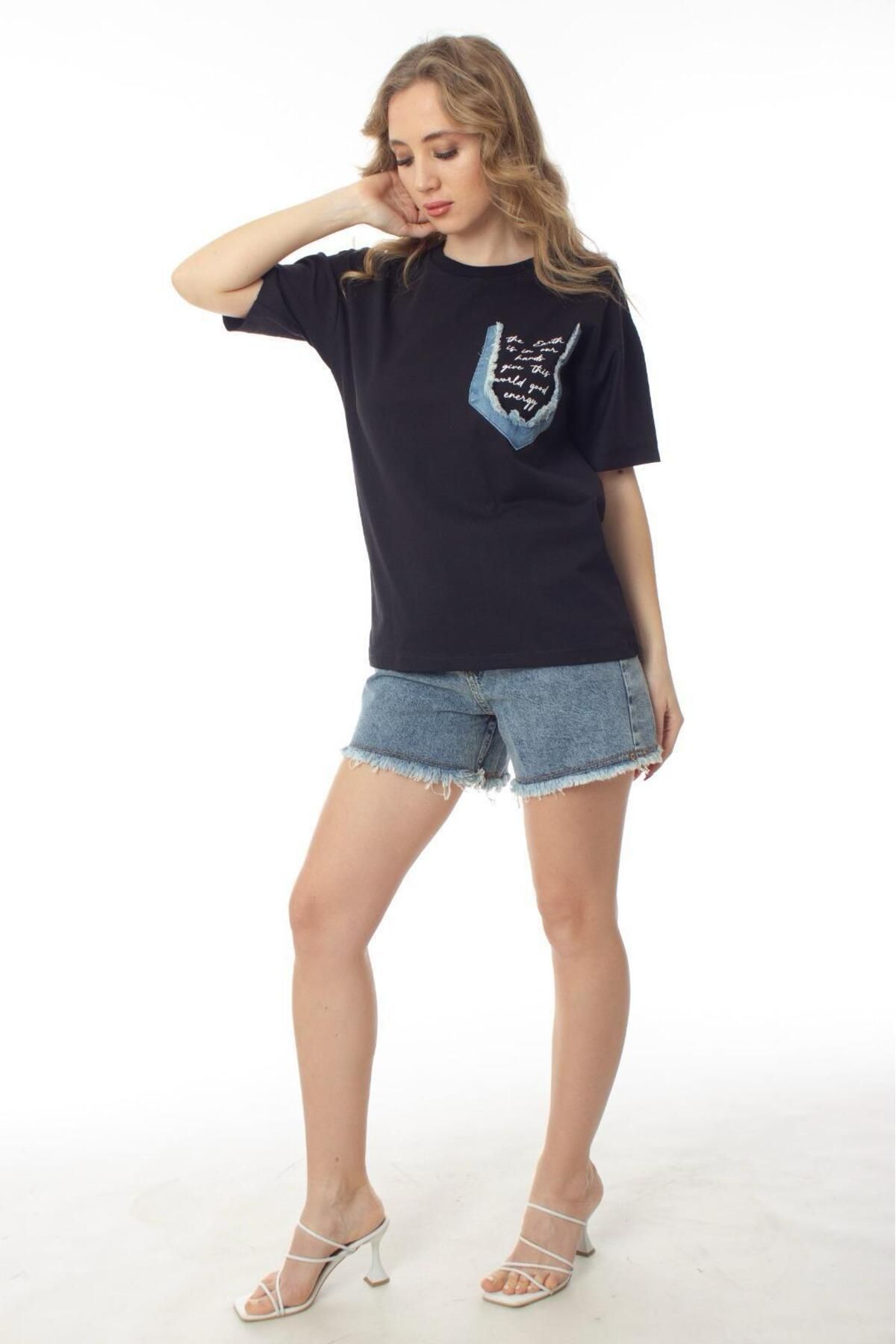 SRANU Kadın Yırtık Cep Model T-shirt