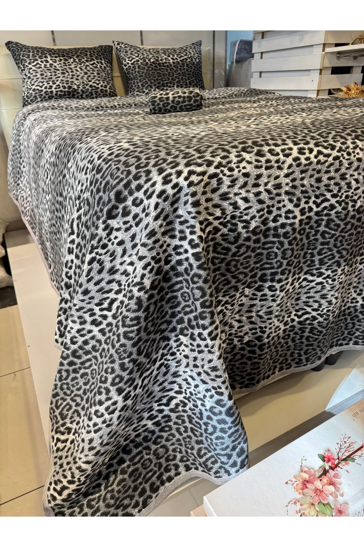 ŞENER HOME-Leopard Patterned Sheet Elastic Double Pique Set 4