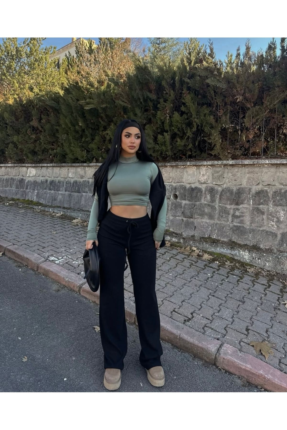 Leoris Kadın Bağıcıklı Kaşkorse Kumaş Geniş Paça Palazzo Pantolon