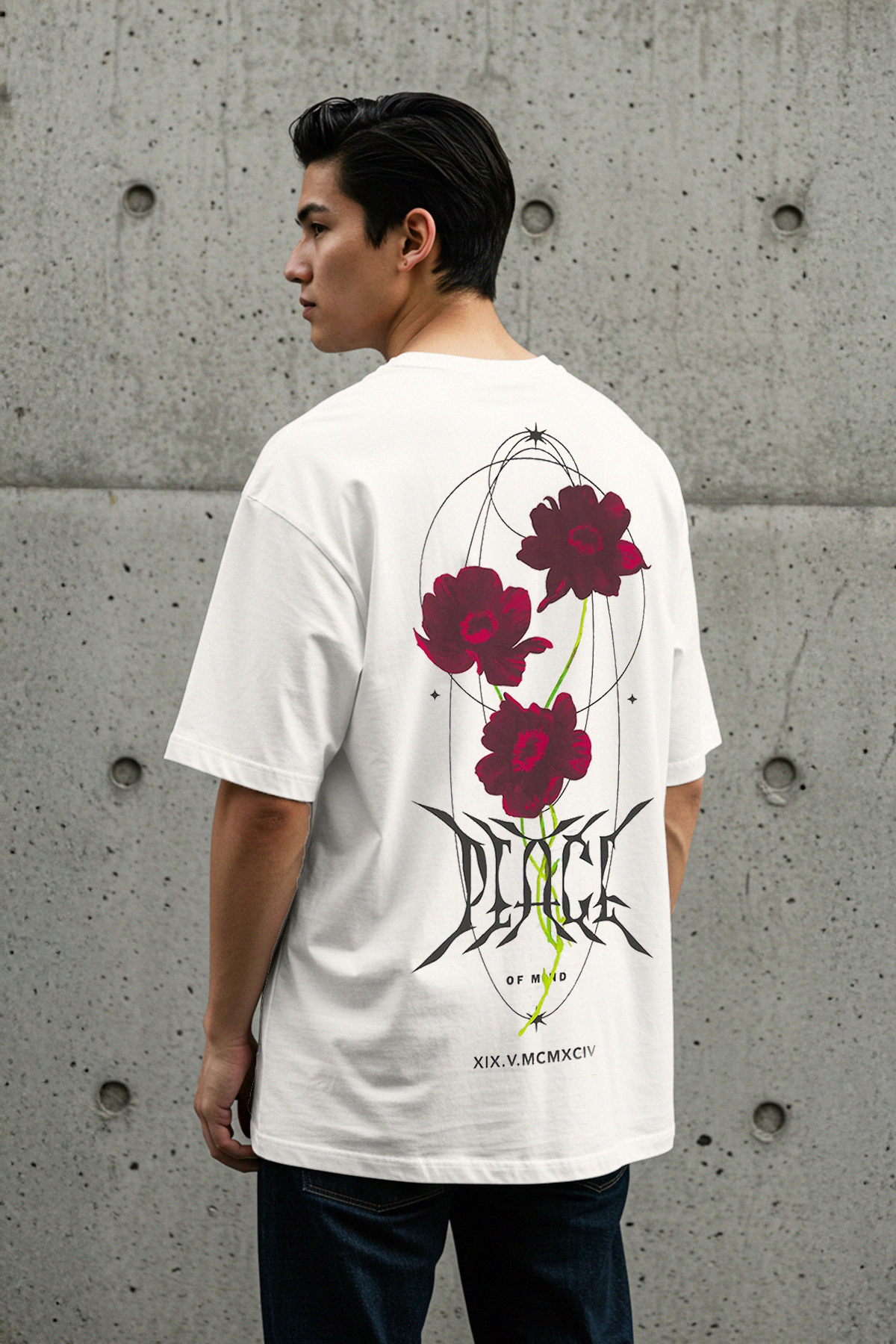 Trendyolmilla Man Ekru Oversize/Geniş Kesim Çiçek Sırt Baskılı %100 Pamuk Duble Kol T-Shirt TMNSS25TS00112