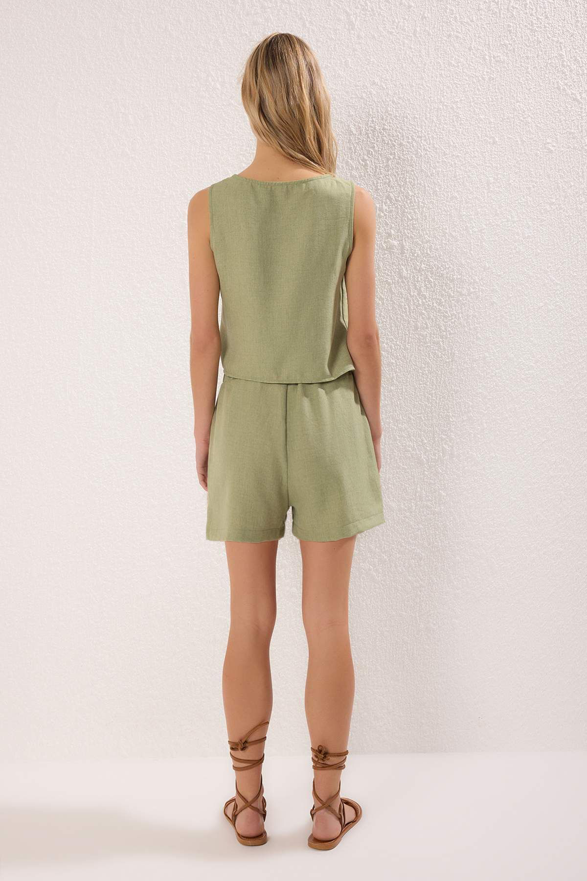 Trendyolmilla  Açık Haki Keten Görünümlü Dokuma Alt-Üst Takım TWOSS25AU00114 - Görsel 4