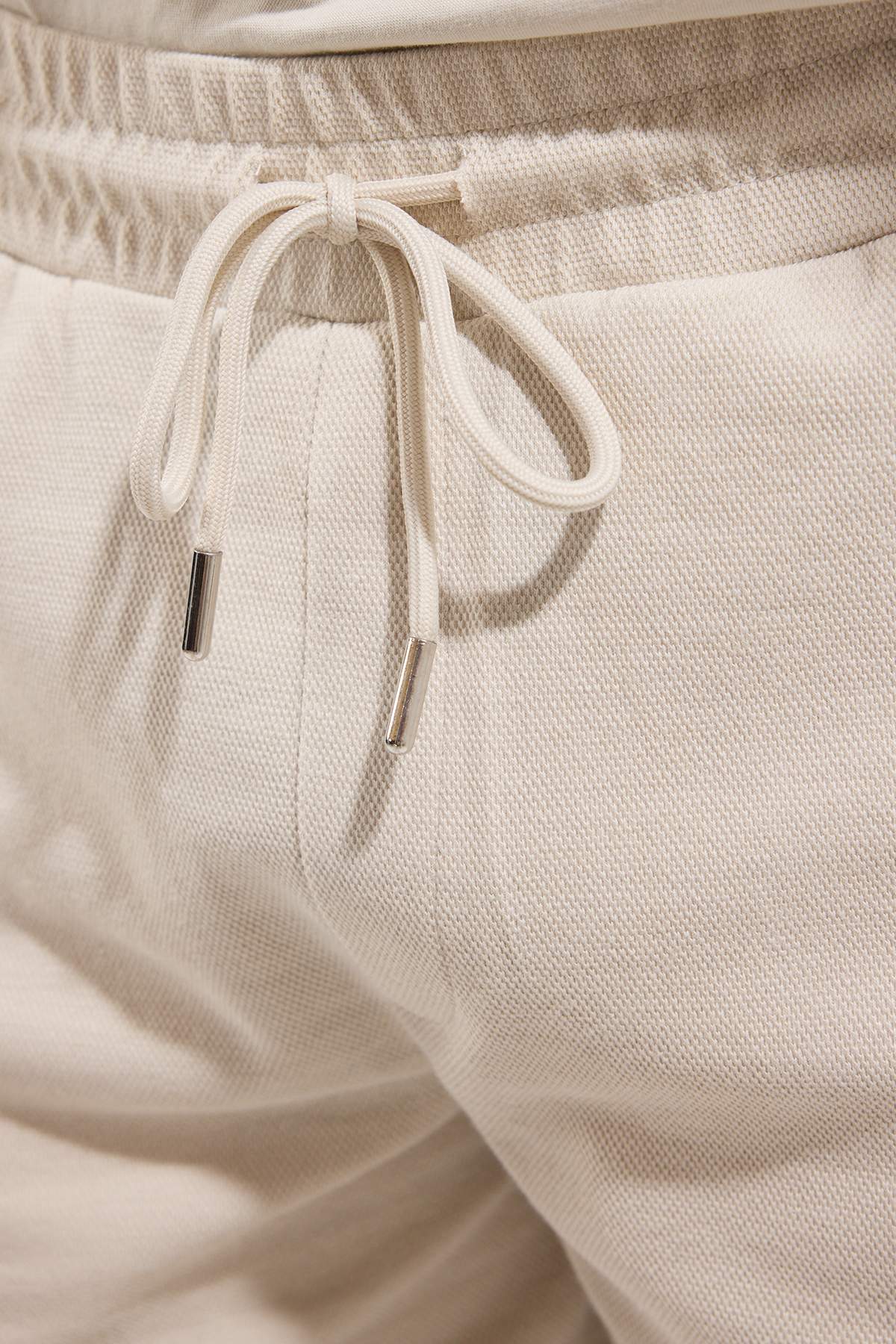 Trendyolmilla  Taş Regular/Normal Kesim Dokulu Şort & Bermuda TMNSS25SR00014 - Görsel 4