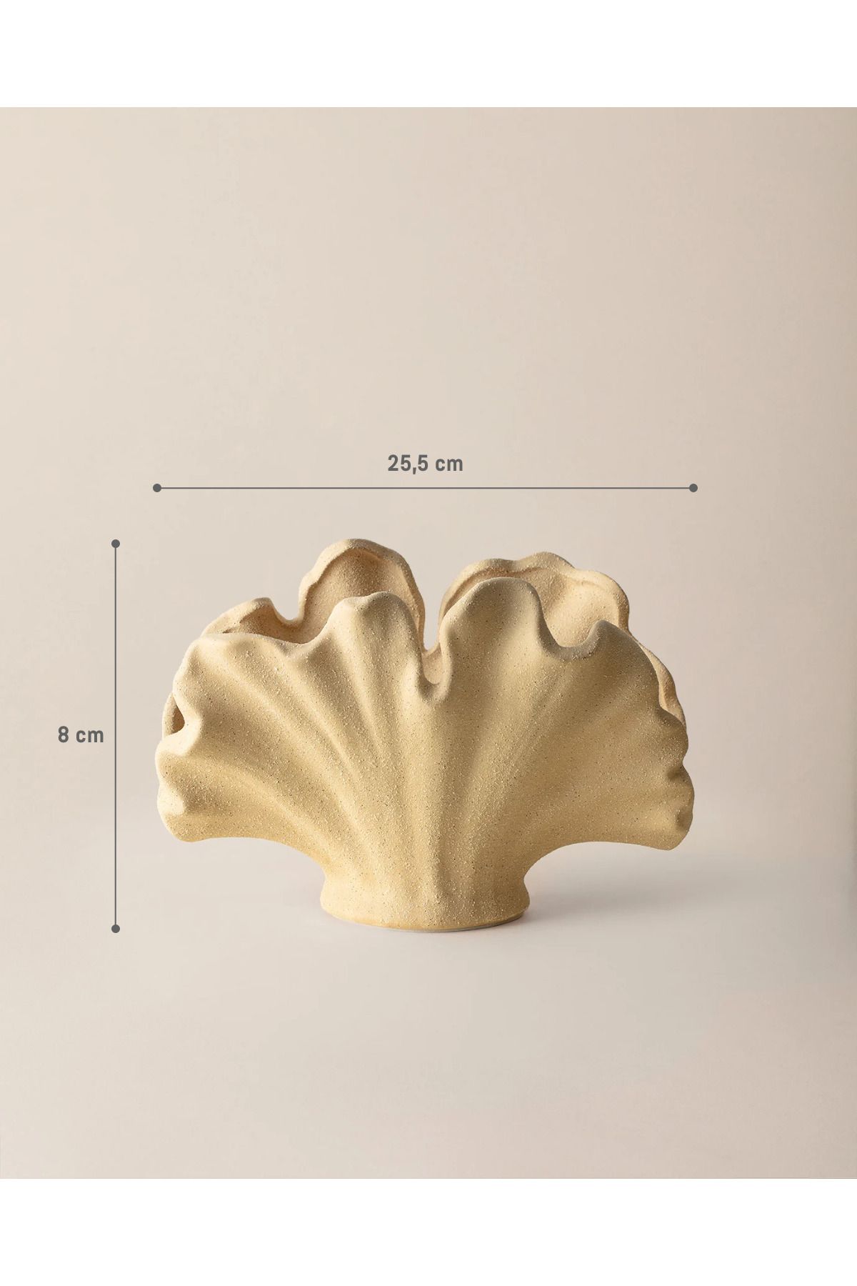 Madame Coco-Shelly Vase - Beige 5