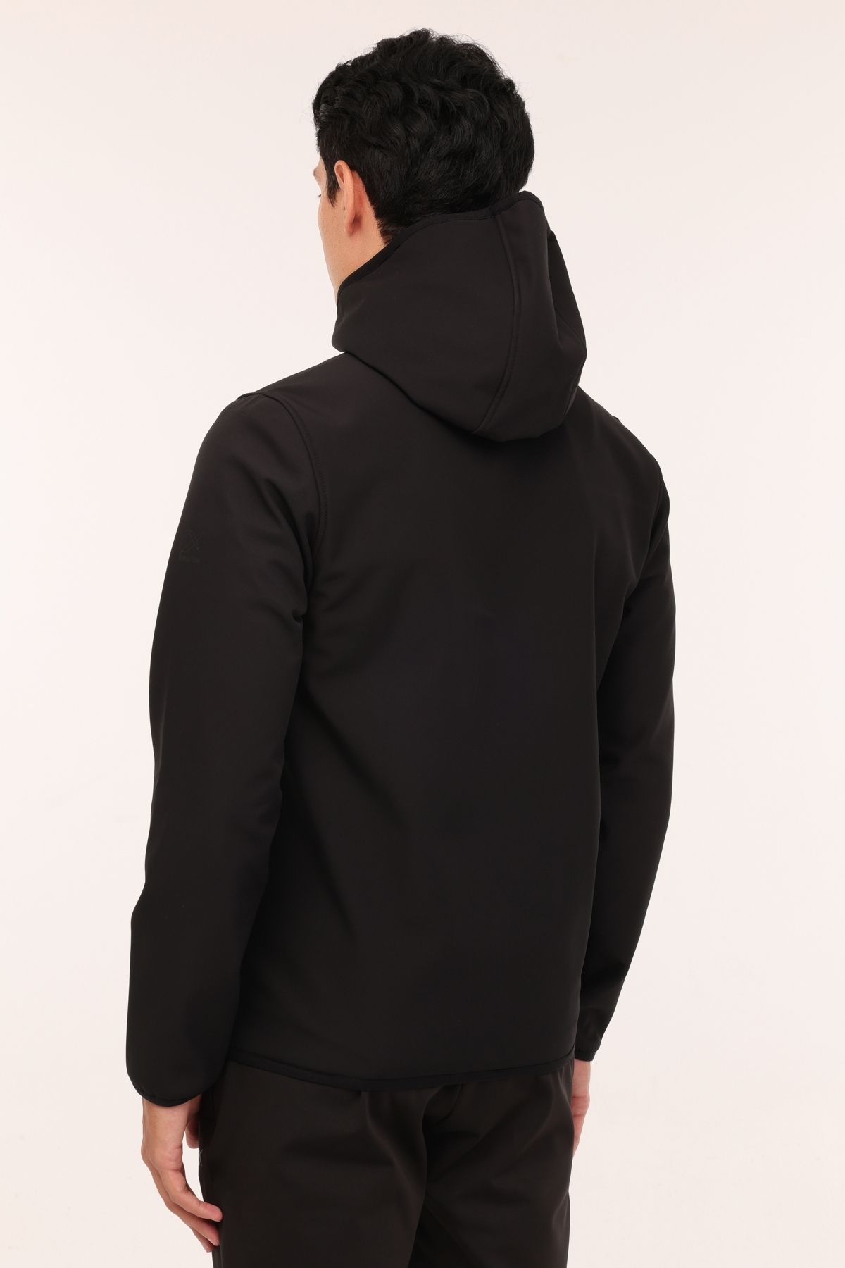 Kinetix-Black Men's Softshell 4Pc Printed 2
