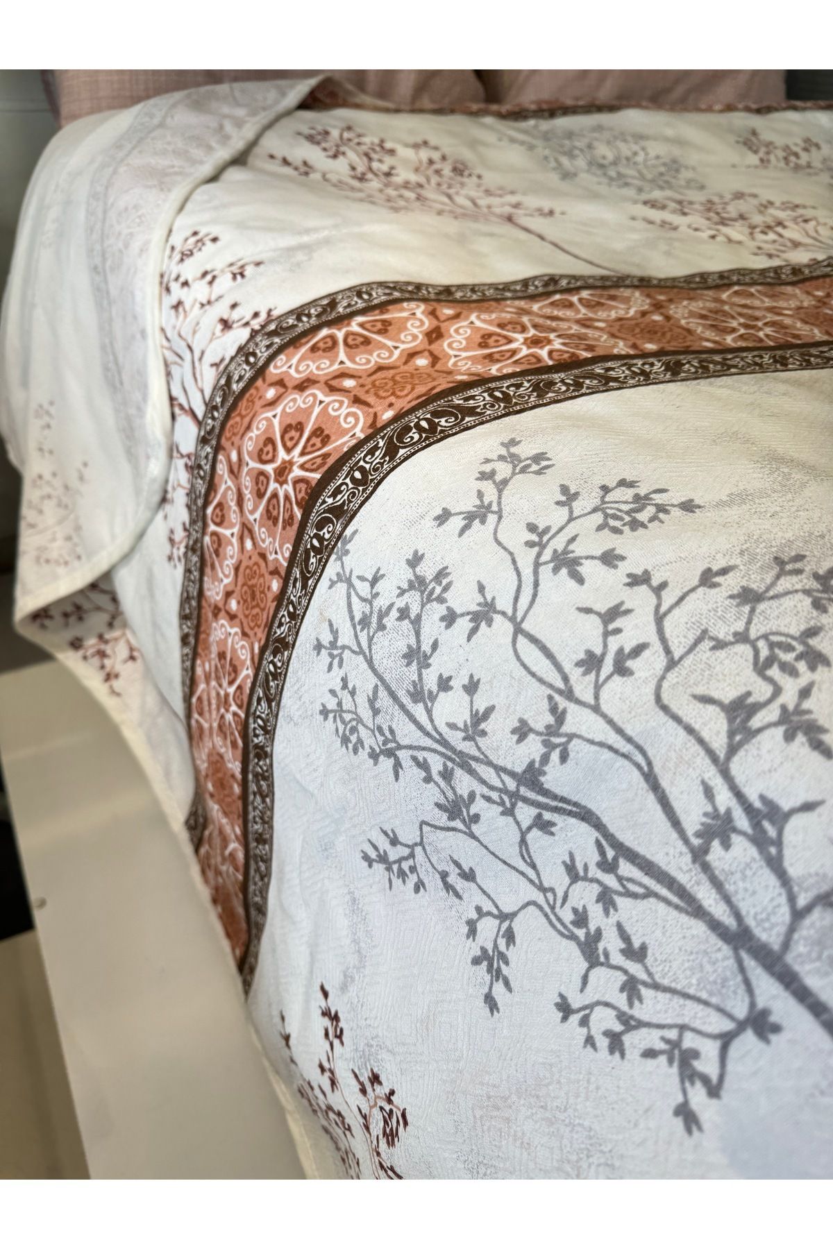 ŞENER HOME Bordür Desen Baskılı 150x240 Cm. Tek Kişilik Tek Pike