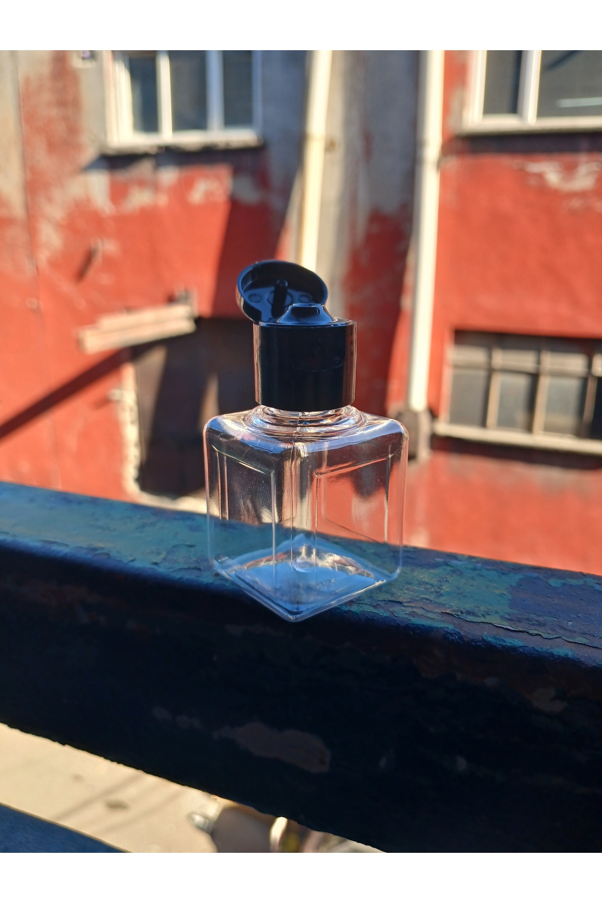 KAYAPETLASTİK 20 ADET .BEBEK KOLONYA ŞİŞESİ. BOŞ FLİPTOP KAPAKLI PLASTİK ŞİŞE. SEYAHAT BOY. 35 ML. fotoğrafı 2 (önizleme)