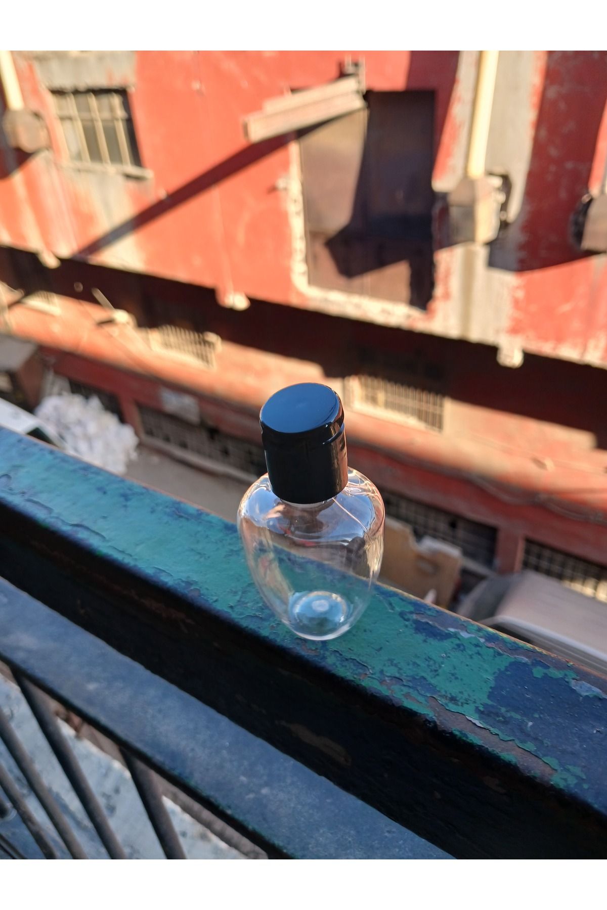 KAYAPETLASTİK 50 ADET .BEBEK KOLONYA ŞİŞESİ. BOŞ FLİPTOP KAPAKLI PLASTİK ŞİŞE. SEYAHAT BOY. 35 ML.
