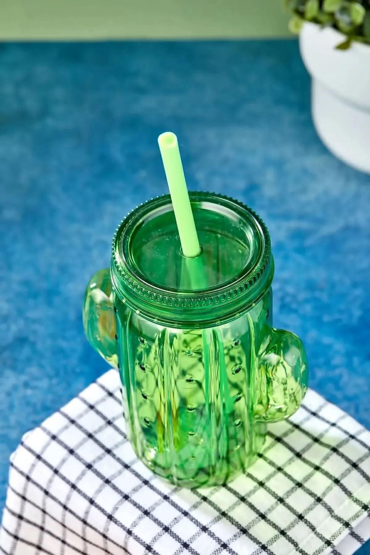 Poomy-500 Ml Cactus Shaped Glass with Straw 4
