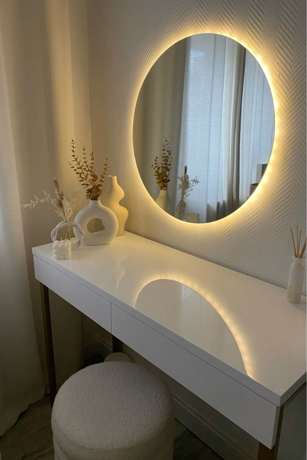 AGA KONSEPT Led'li Pilli Kablosuz Round Yuvarlak Ayna (Büyük Boy 60 x 60 cm) Duvar, Mutfak, Banyo, Makyaj Aynası