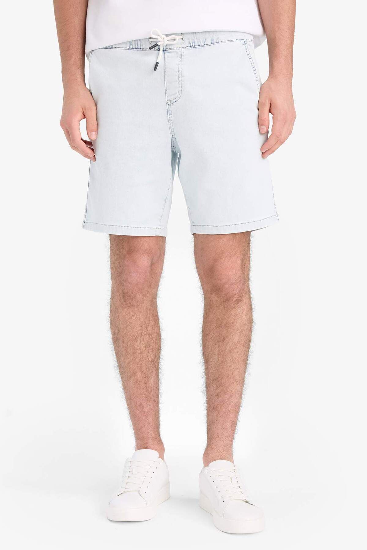 DeFacto Regular Fit Beli Lastikli Rahat Kalıp Jean Bermuda Şort E4554AX25SM