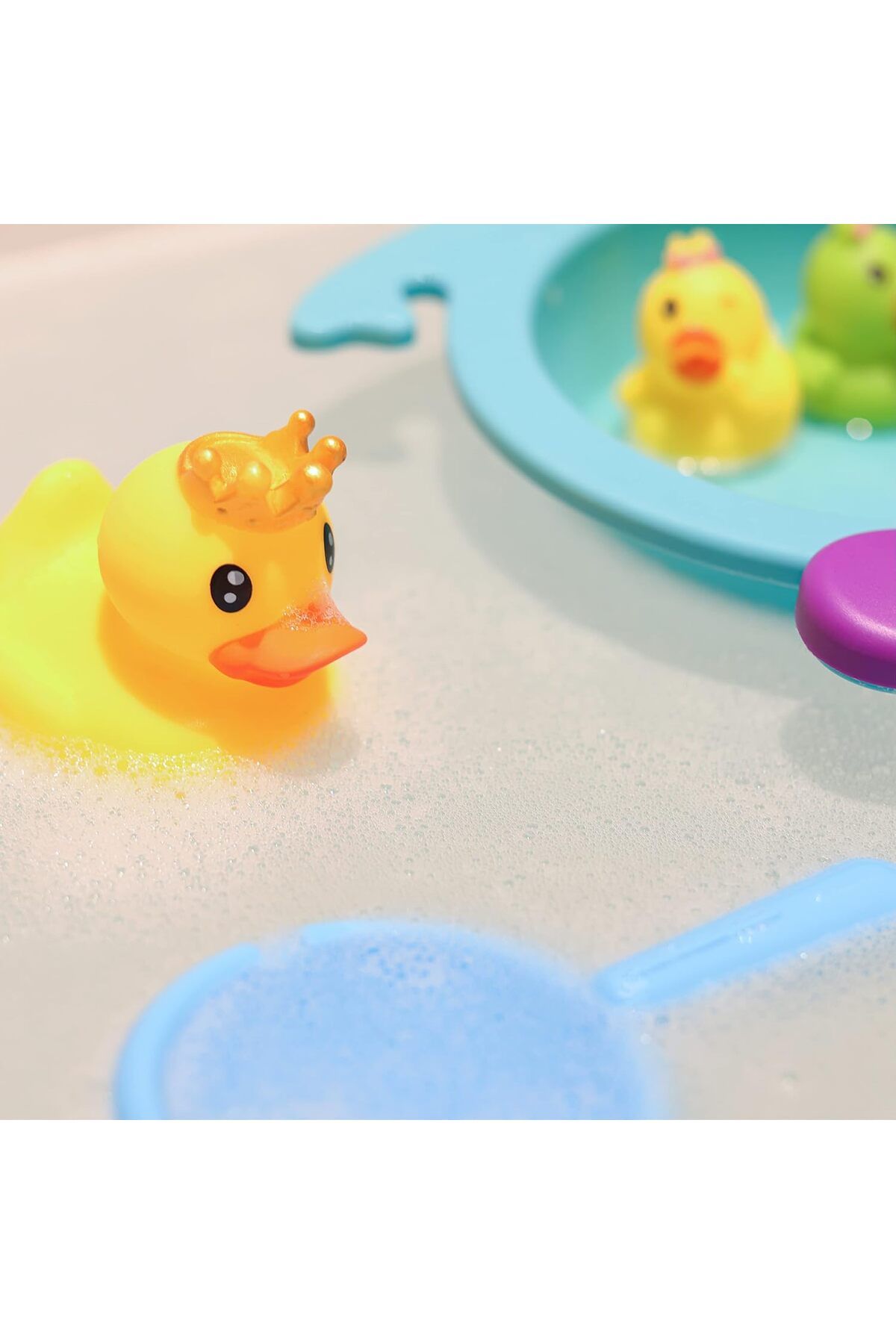 Moon-Floating Duck Family Set – Assorted Mini Ducks with Boat and Sieve 3