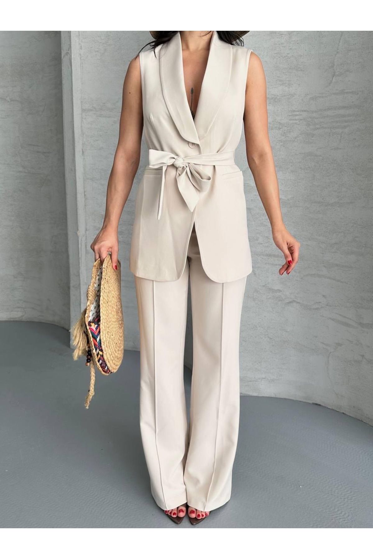 Ekim Store Kalın Kuşaklı Yelekli Pantolonlu İkili Blazer Takım