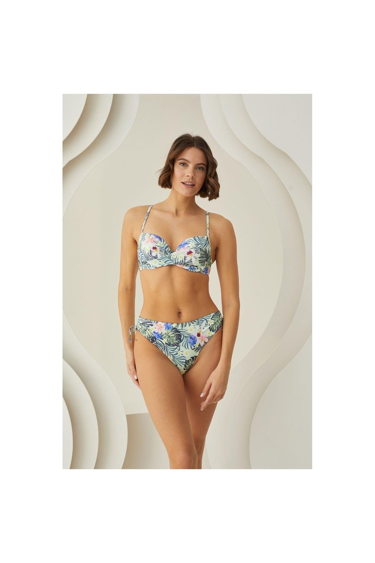 Findit Çiçek Desenli Kaplı Bikini Takımı