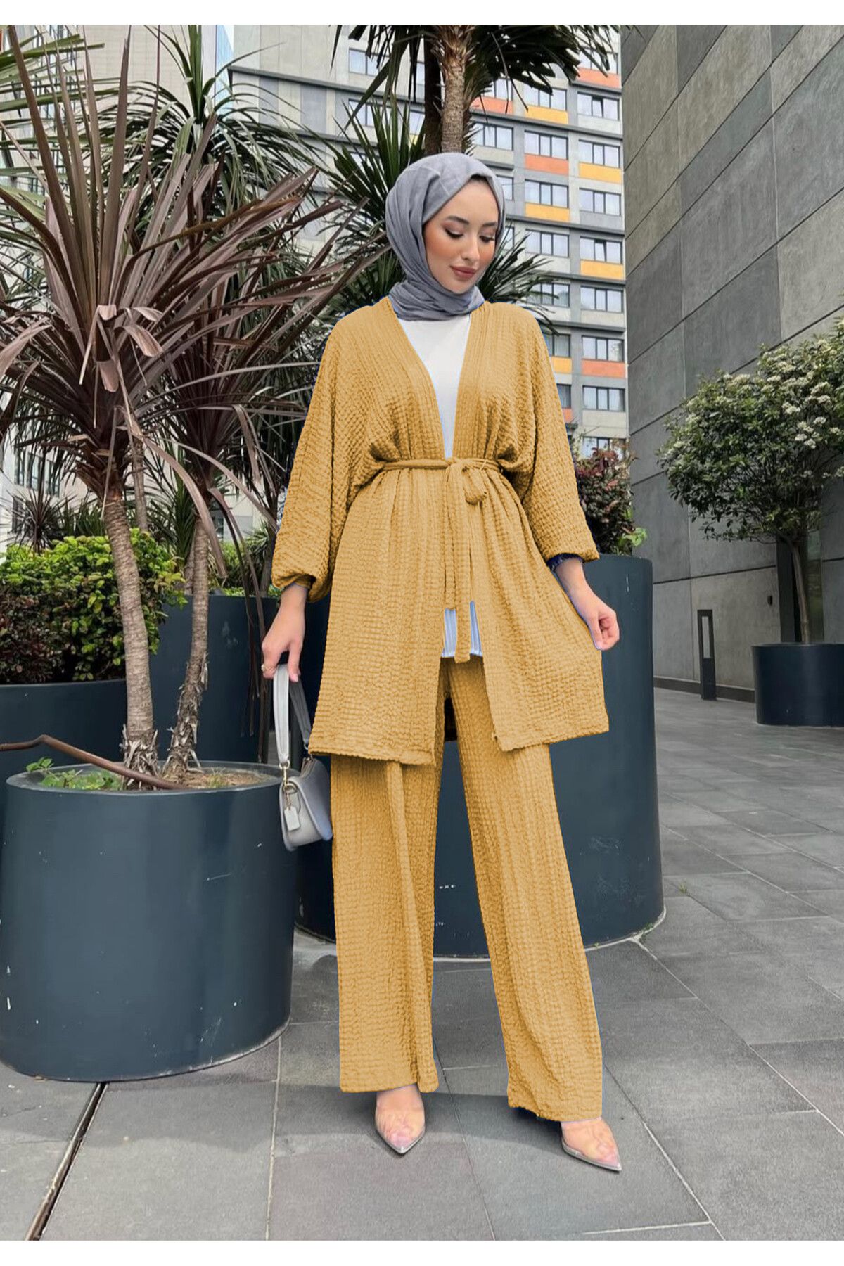 NİSUM MODA Gofre Dokulu Kuşaklı Hırka ve Pantolon İkili Takım