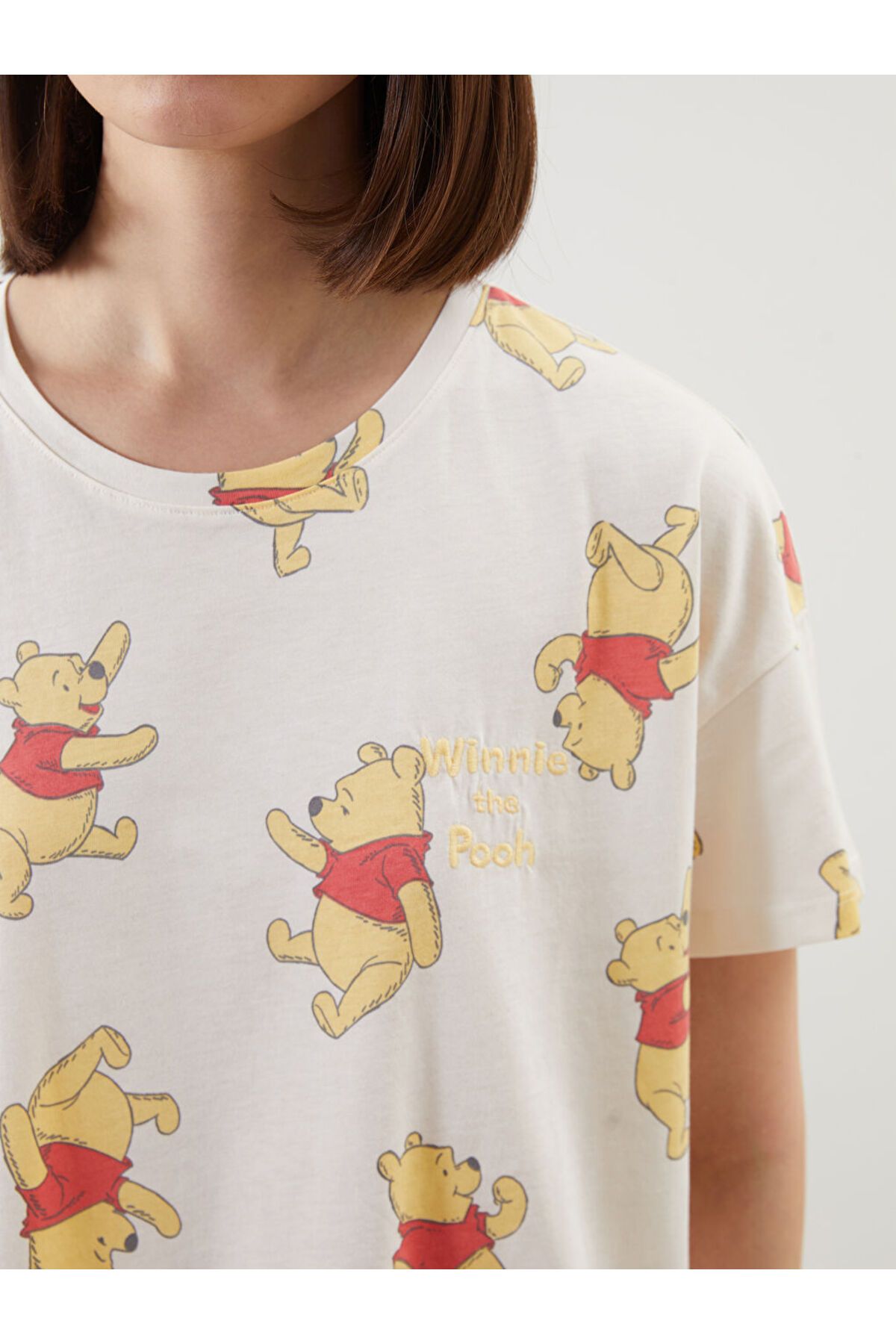 LC Waikiki Yeni Sezon Bisiklet Yaka Winnie the Pooh Baskili Kadin Pijama Takimi - S5CE71Z8