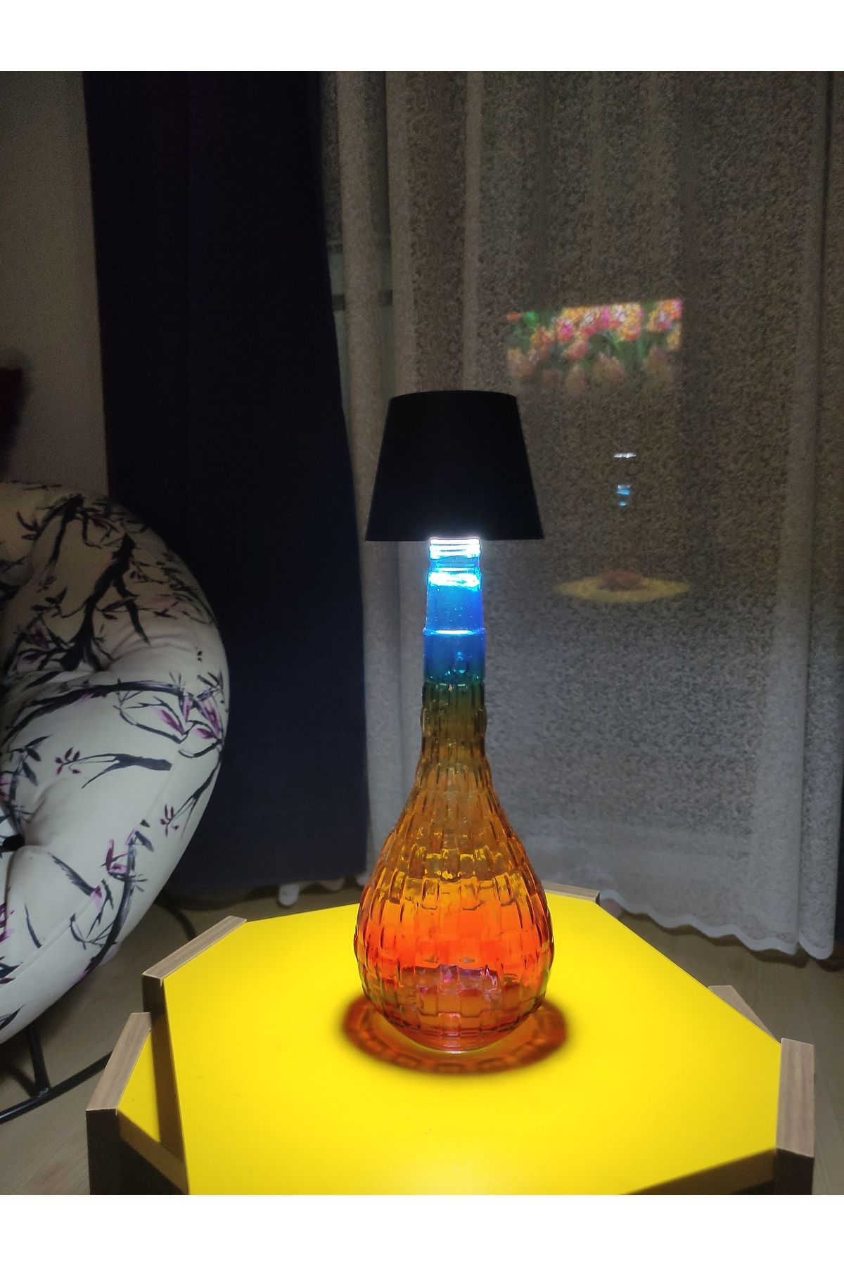 Hobby Dizayn El Boyaması Renkli Abajur , Şapkası 3 Kademeli Dokunmatik , USB Girişli Şarj Edilebilir