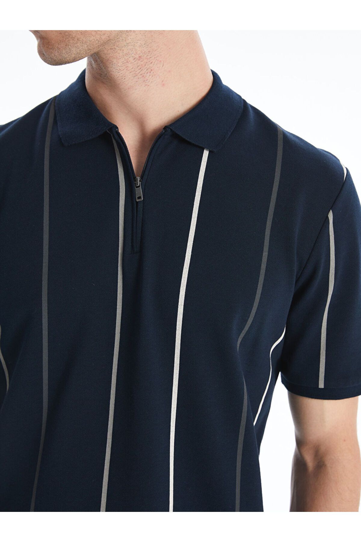 LC Waikiki Yeni Sezon Polo Yaka Kisa Kollu Cizgili Pike Erkek Tisort - S59335Z8