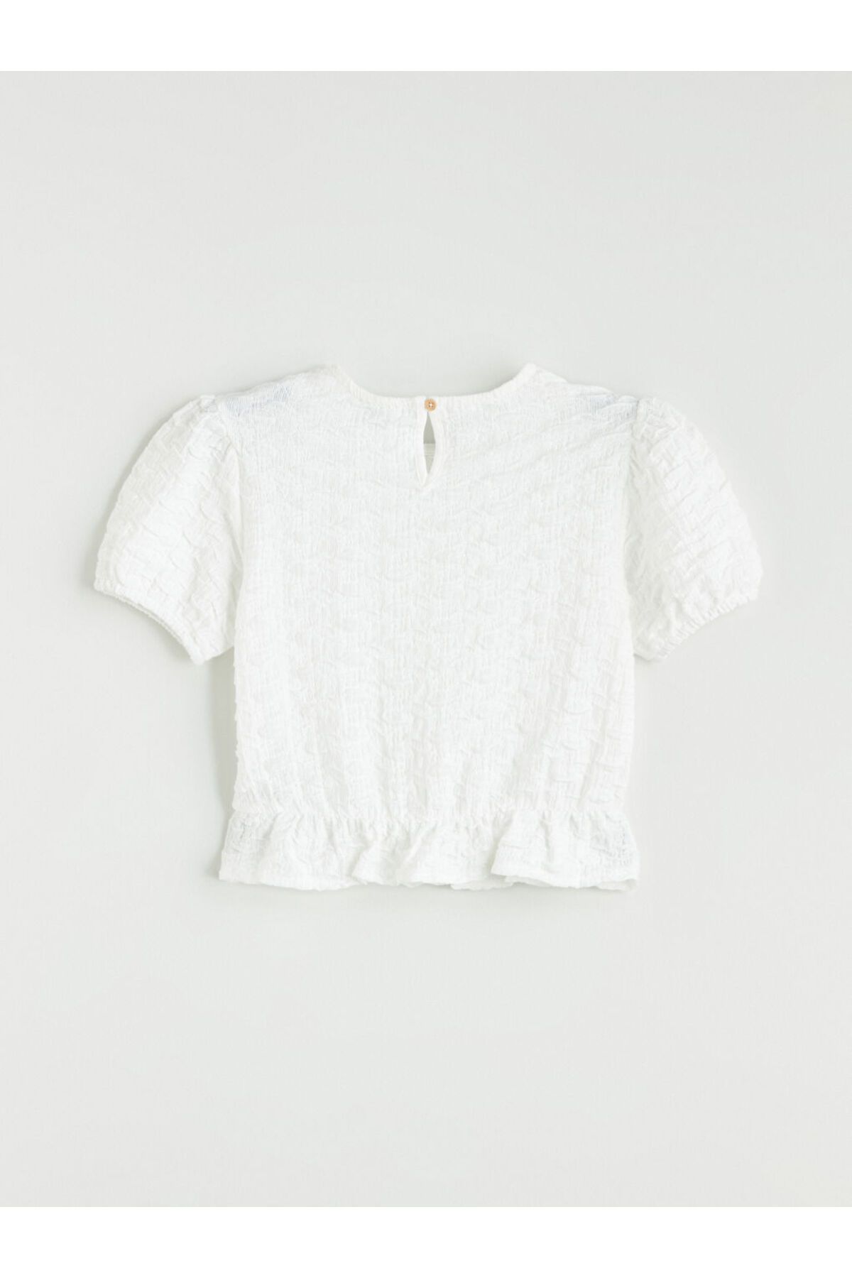 LC Waikiki Yeni Sezon Bisiklet Yaka Firfir Detayli Kiz Cocuk Crop Tisort - S5FD52Z4